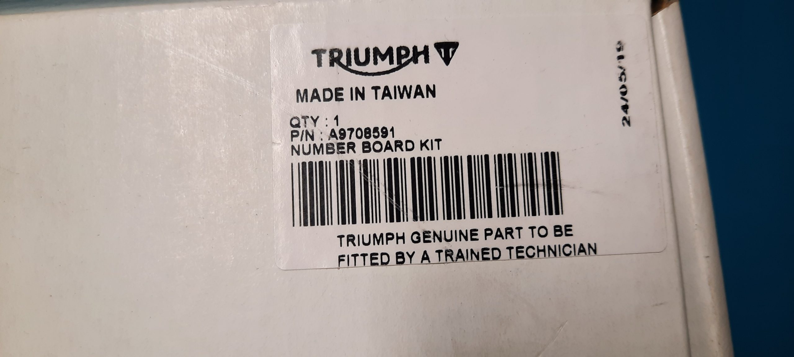 TRIUMPH Tabelle Anschluss Anzahl Seite Aluminium A9708591