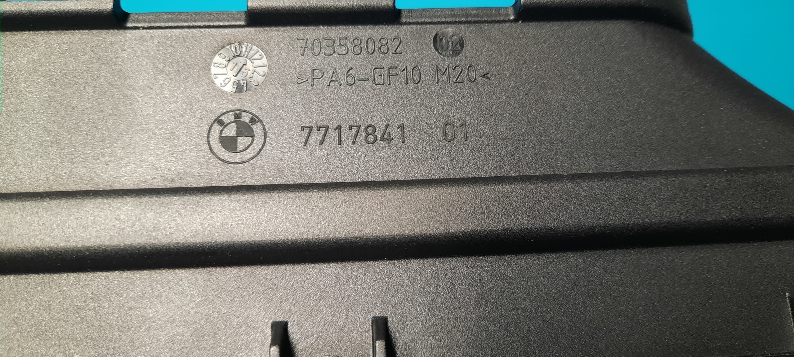 Airbox Ansaugrohr Filterrahmen 2009-2014 Original 13717717841 – Bild 5