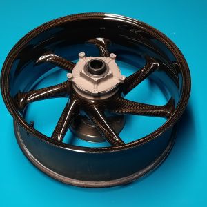 BMW M1000RR K66 Carbon Felge hinten Original 36315A69A71