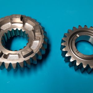 Motor Getriebe Satz Zahnrad 6. Gang Original 23008557680 Neu