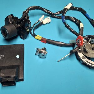 Yamaha R1 RN32 Schloßsatz mit ECU