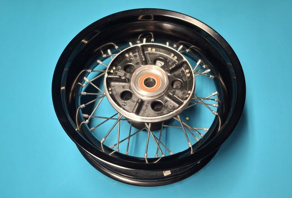 BMW R18 K34 Felge Hinterrad Speichenrad Original 36318414959 – Bild 4