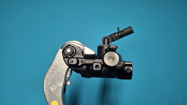 Bremspumpe vorne Bremszylinder 2009-2018 Original 32727723174 Neu – Bild 5
