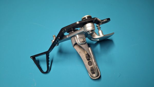 Fußraste rechts Original 46719457888 – Bild 4