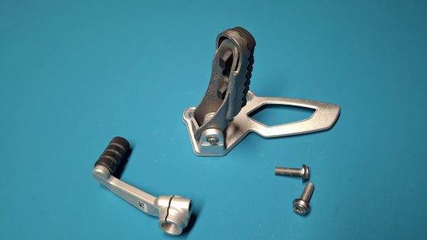 Fußraste links Original 46718558717 – Bild 2