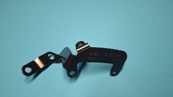Halter Bugspoiler rechts Original 46638382822 Neu – Bild 2