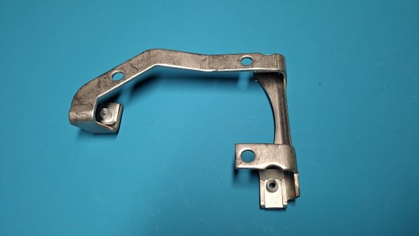 Halter hinten Motorschutz Original 11848532940 Neu