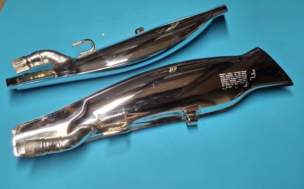 BMW R18 K34 Auspuff Schalldämpfer Chrom Original 18519443983, 18519443984 – Bild 4