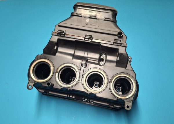 Airbox Ansauggeräuschdämpfer 2015-2018 Original 13718528973 – Bild 5