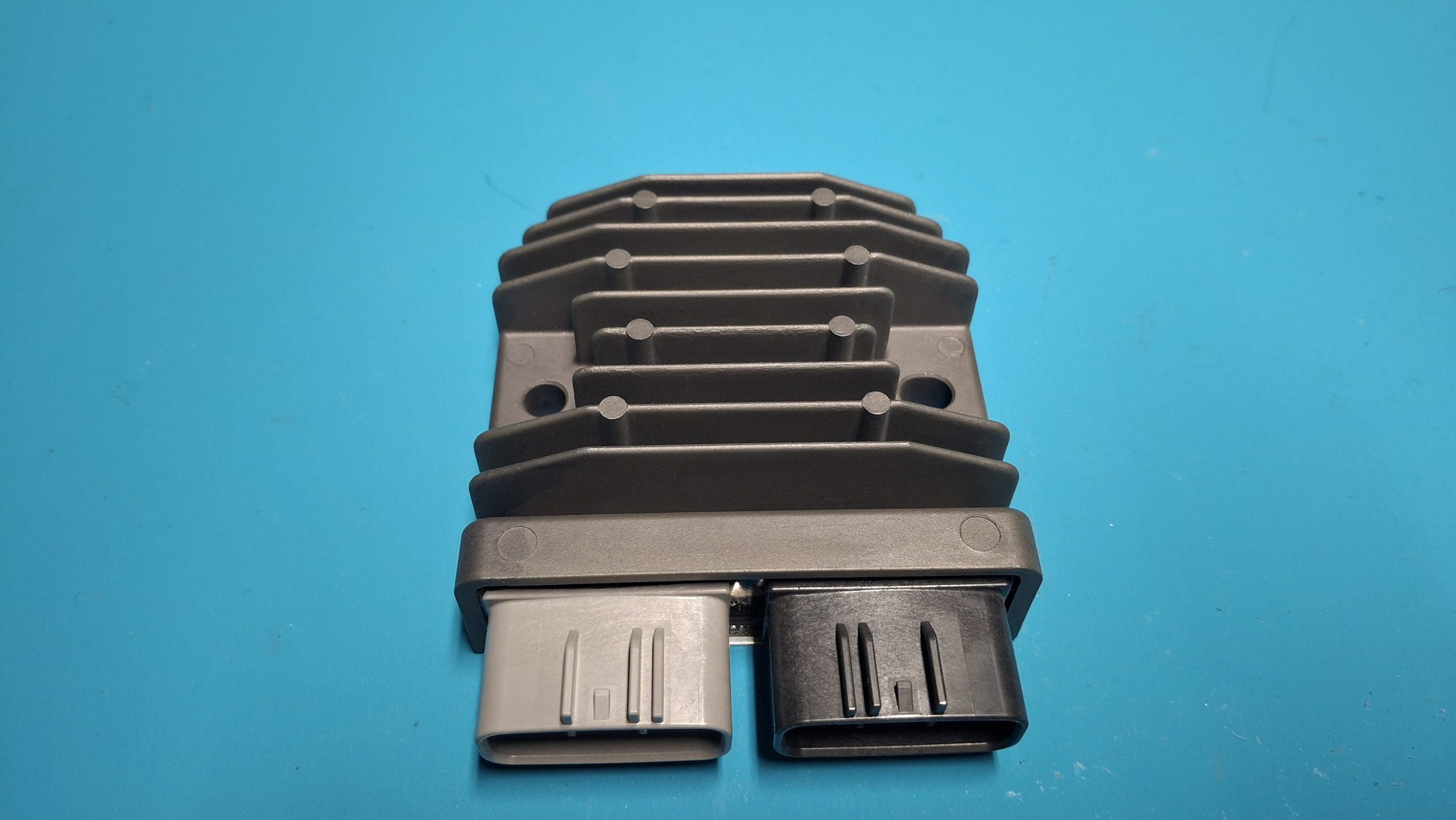 Gleichrichter Spannungswandler Regler Generatorregler 2009-2018 Original 12317718422