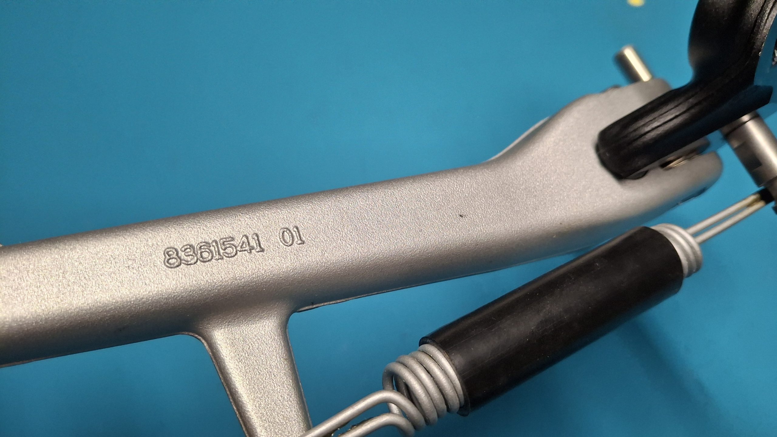 Seitenständer Ständer Seitenstütze 2019-2024 Original 46538361541, 8361536 – Bild 3