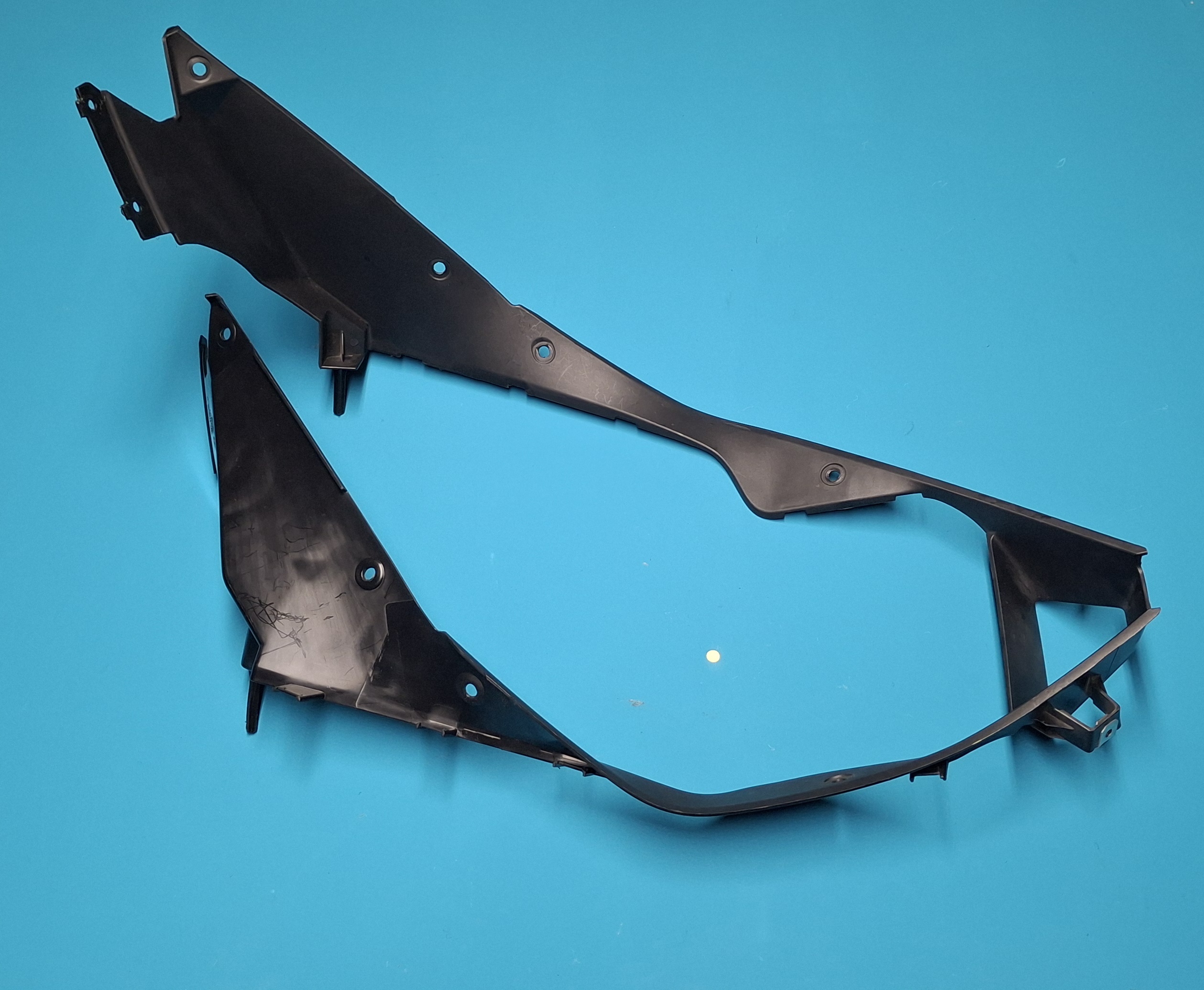 Kühlerverkleidung Bug Verkleidung Zuluftführung Kühler 2019-2024 Original 46638569799