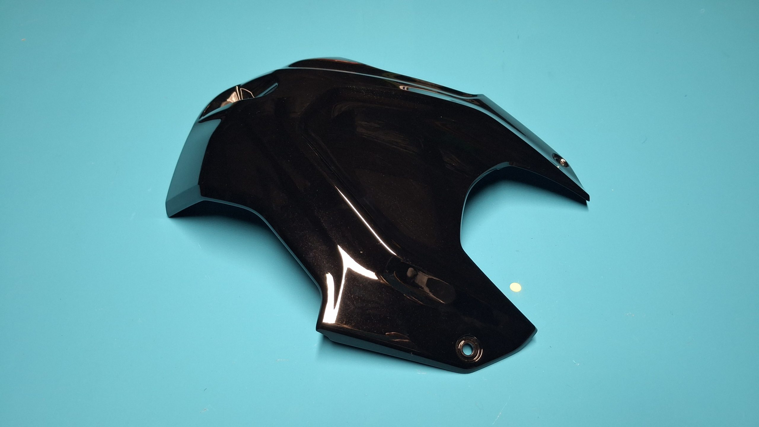 Tankhaube Verkleidung Airbox Tankabdeckung 2019-2025 Original 46631542674, 46638569770 – Bild 2