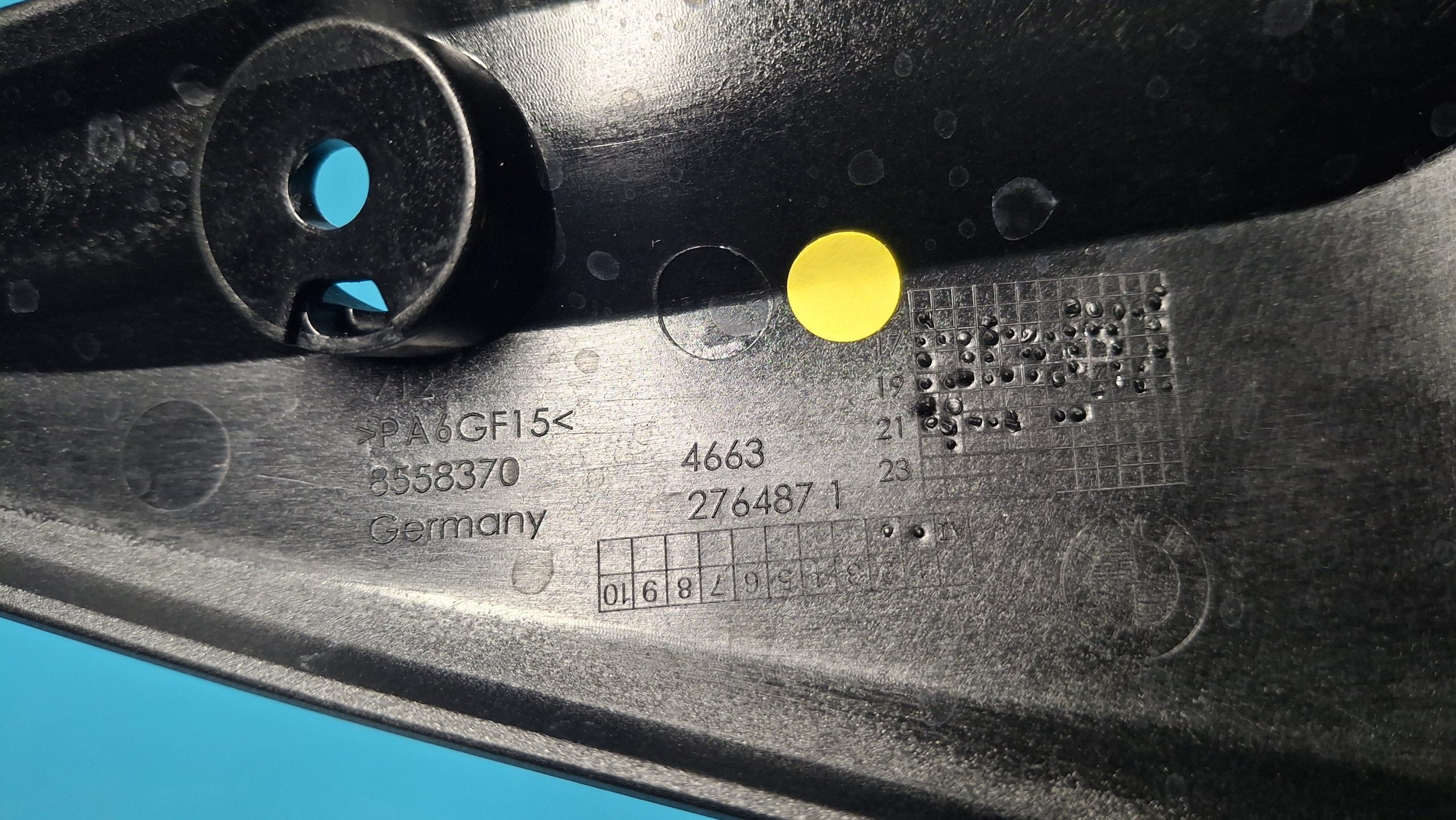 Abdeckung Drosselklappenstutzen links Original 46638558370 – Bild 3