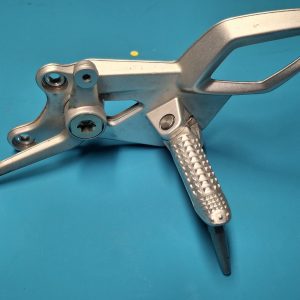 Fußraste links Original 46718558797