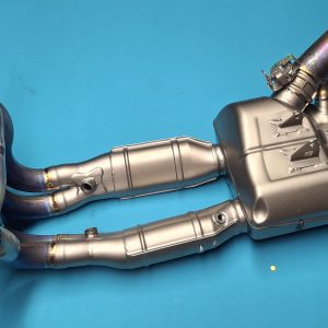 BMW M1000RR K66 Akrapovic Krümmer 2025, 18515A8E044