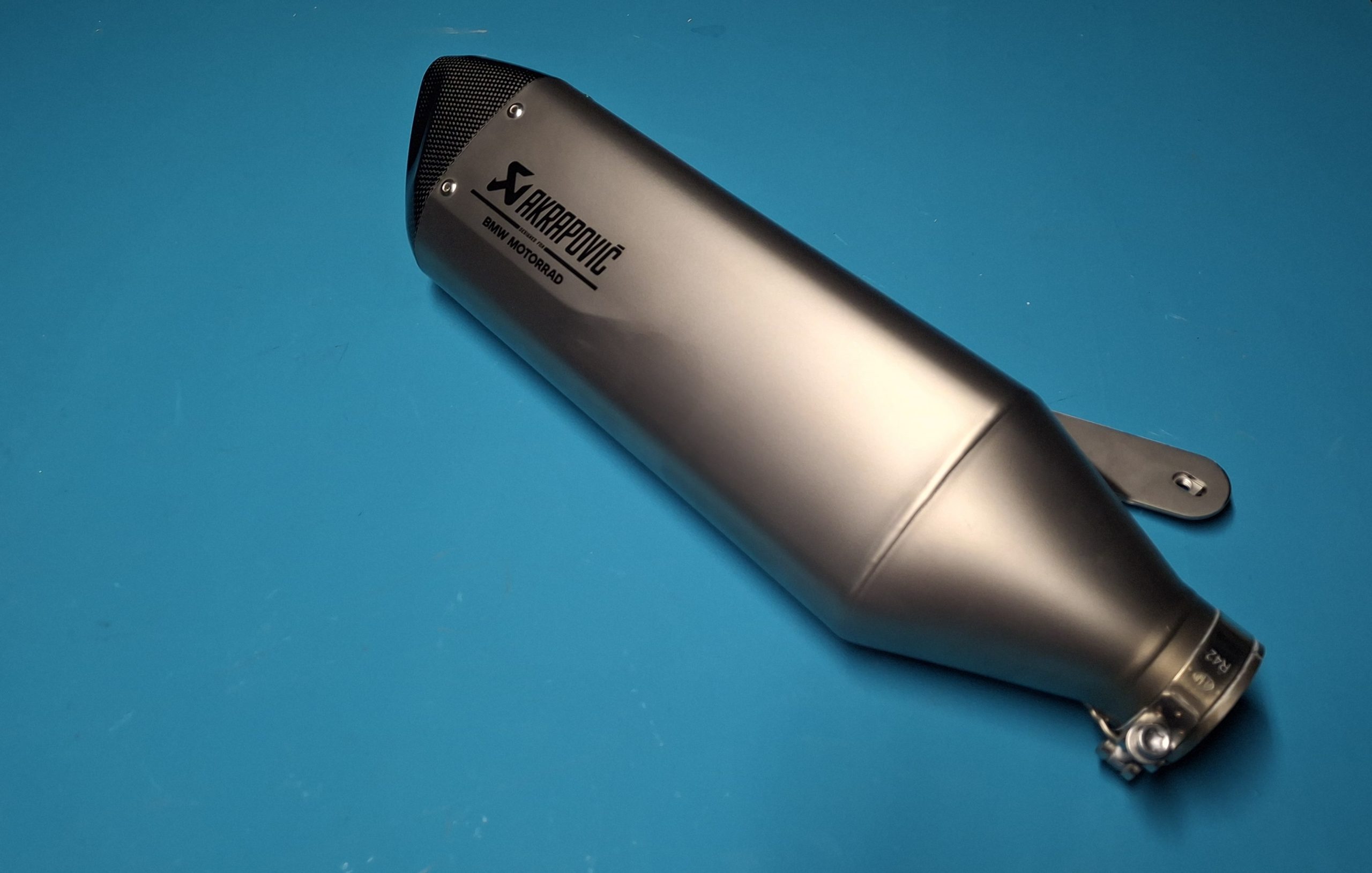 Akrapovic Sportschalldämpfer Auspuff 18519830141 – Bild 2