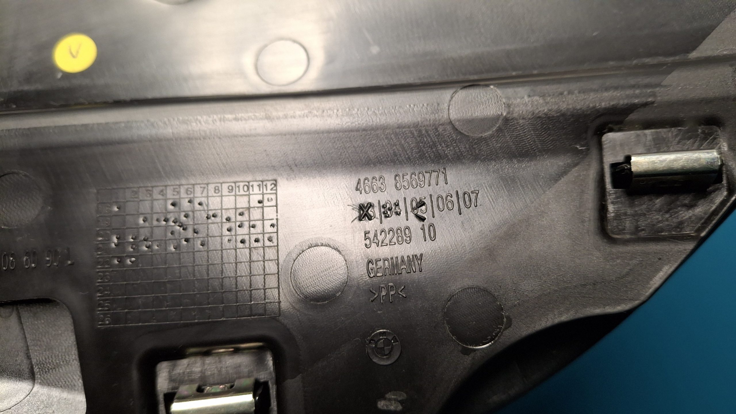 Tankverkleidung links Verkleidung Kraftstoffbehälter 2019-2025 Original 46631542681, 46638569771 – Bild 6