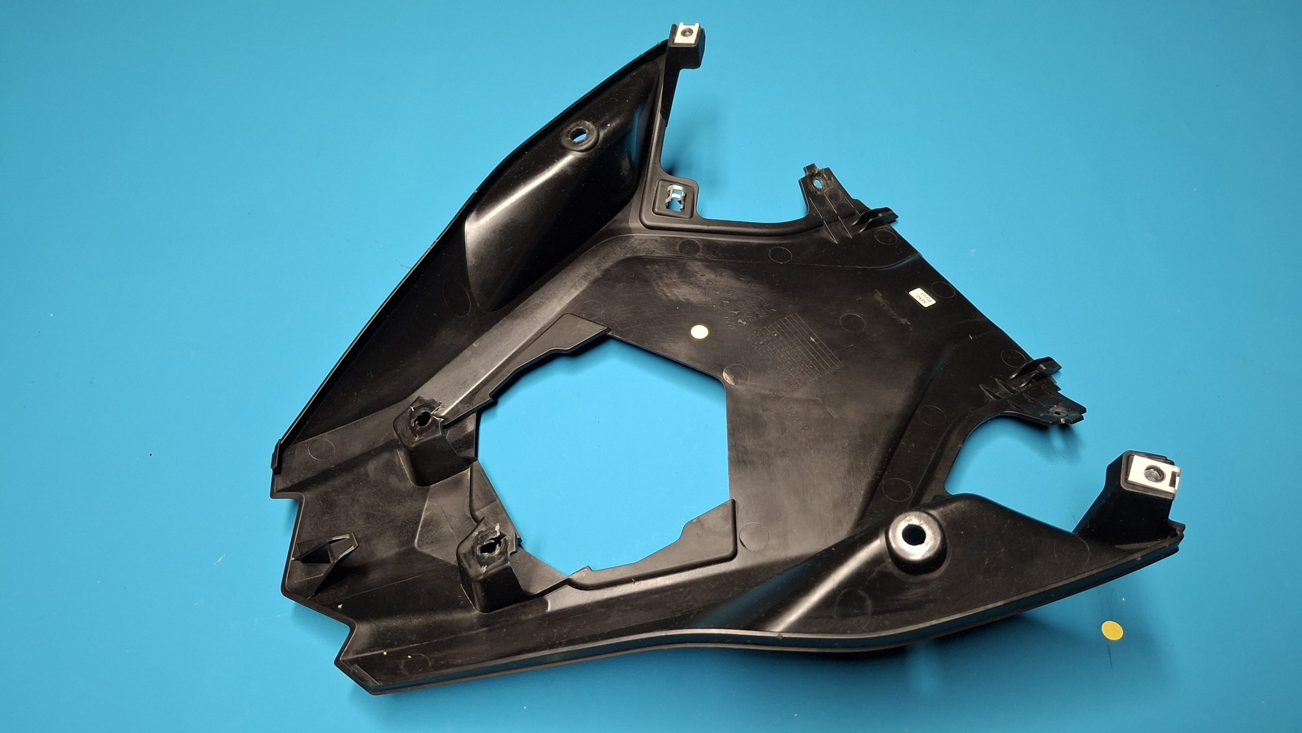 Heckverkleidung unten Heckteil 2019-2022 Original 46628569780 – Bild 4