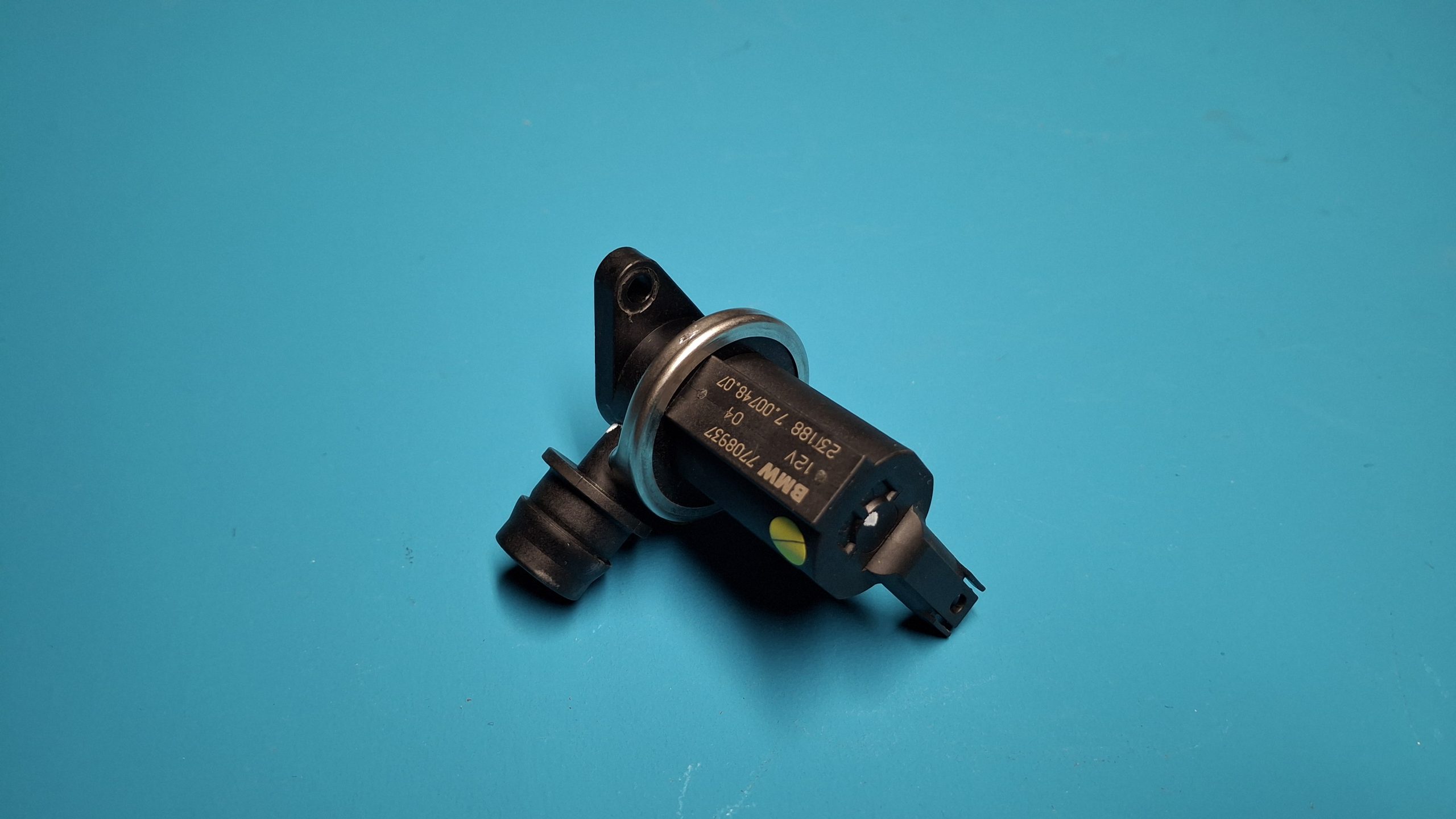 Schaltventil Sekundärluftsystem Airbox Original 11737708937