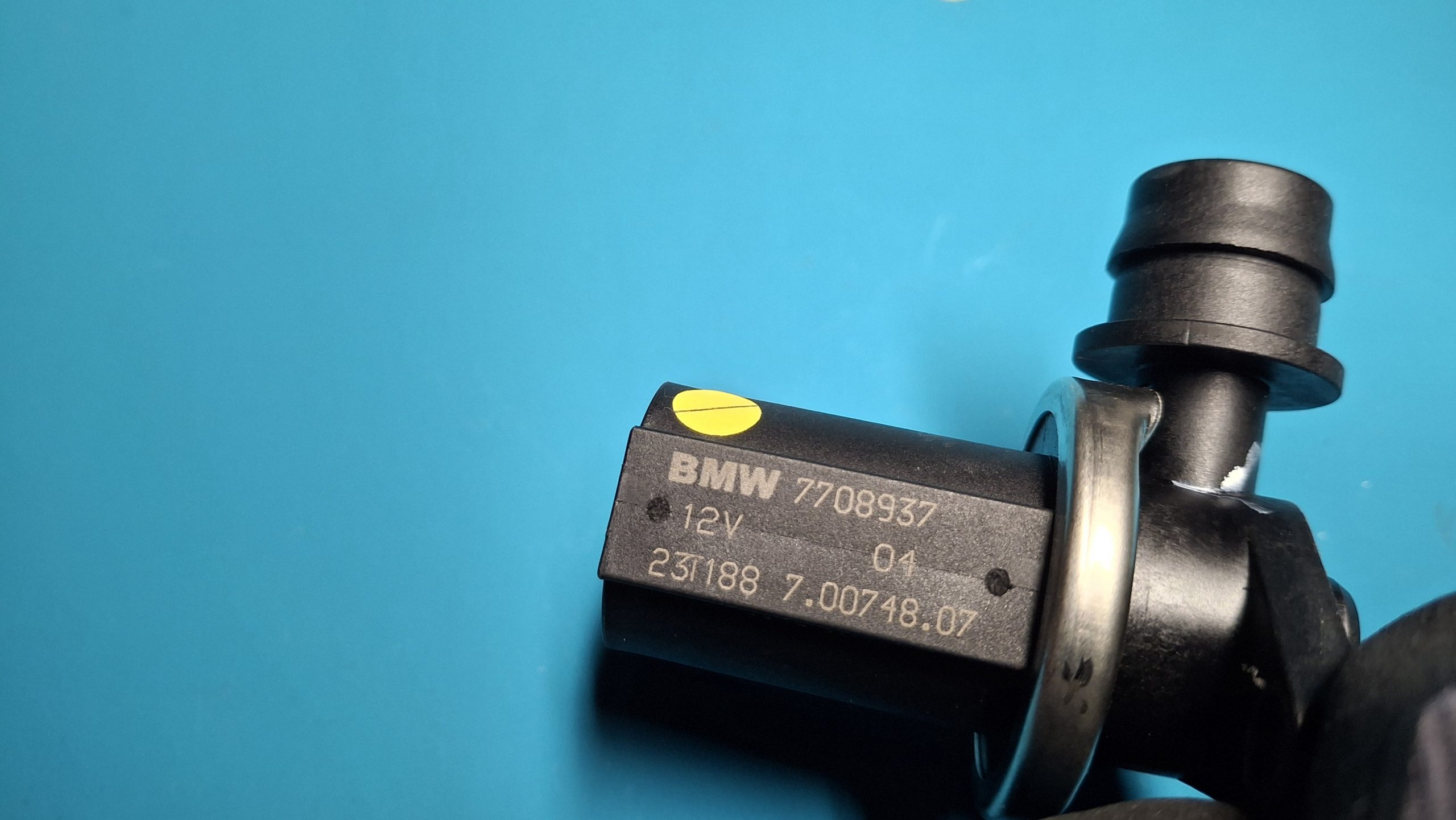 Schaltventil Sekundärluftsystem Airbox Original 11737708937 – Bild 3