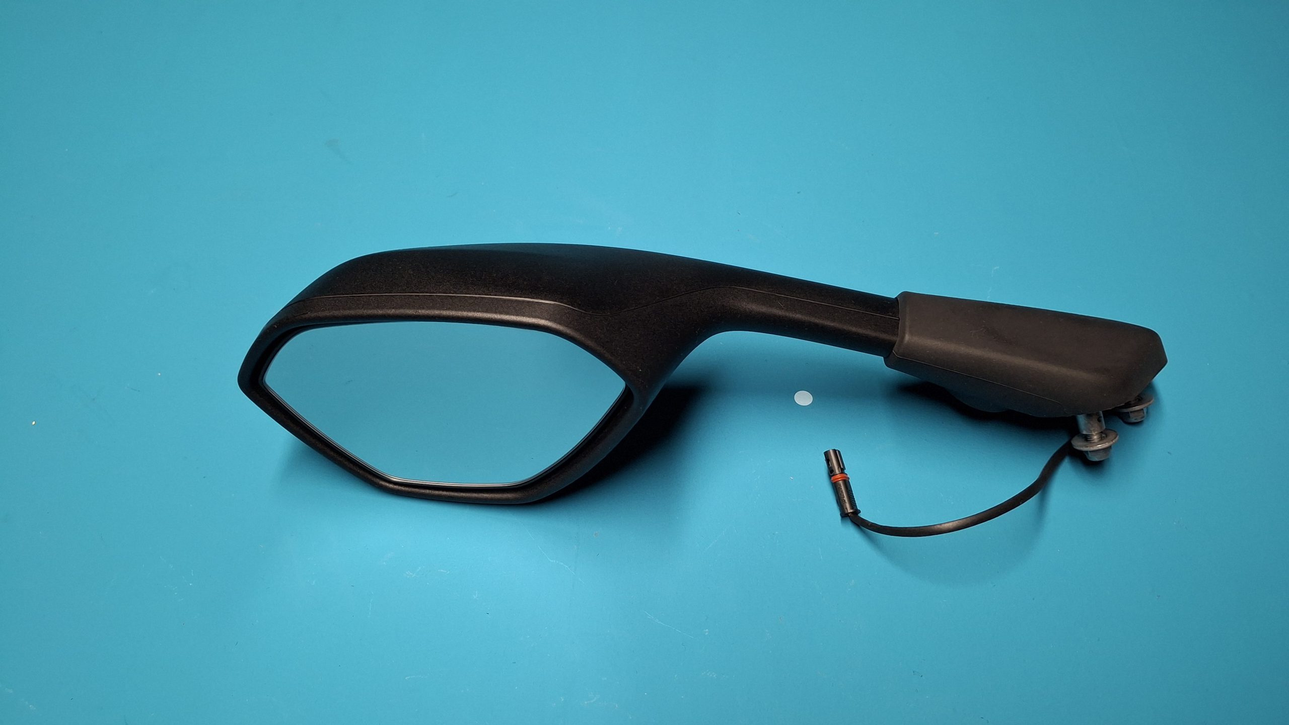 Spiegel links 2019-2025 Original 51167924985