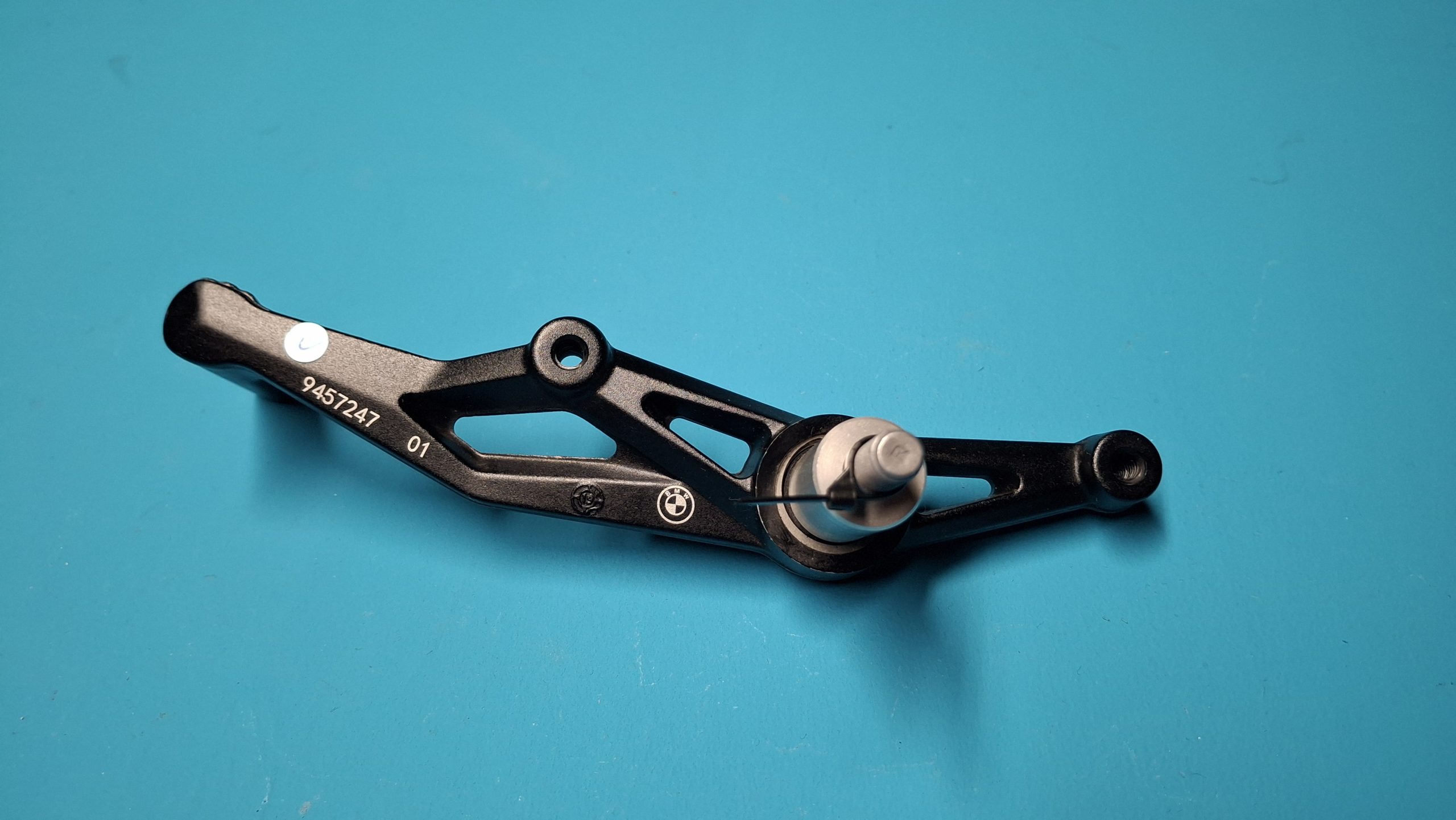 Fussschalthebel Fußraste 2019-2025 Original 9457247, 23419443081 – Bild 2