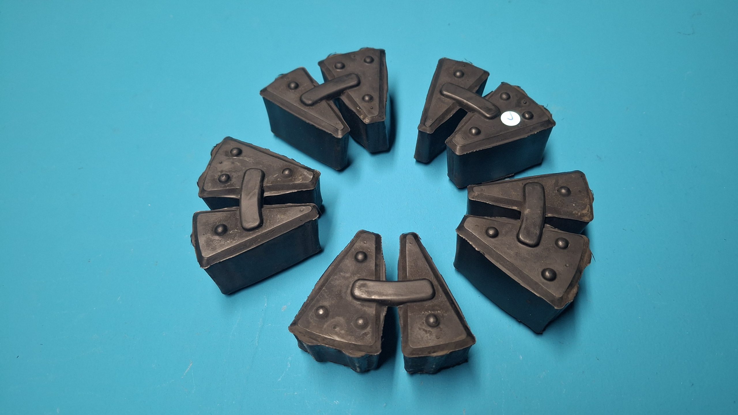 Rückdämpfer Kettenträger 2009-2018 Original 27717711762