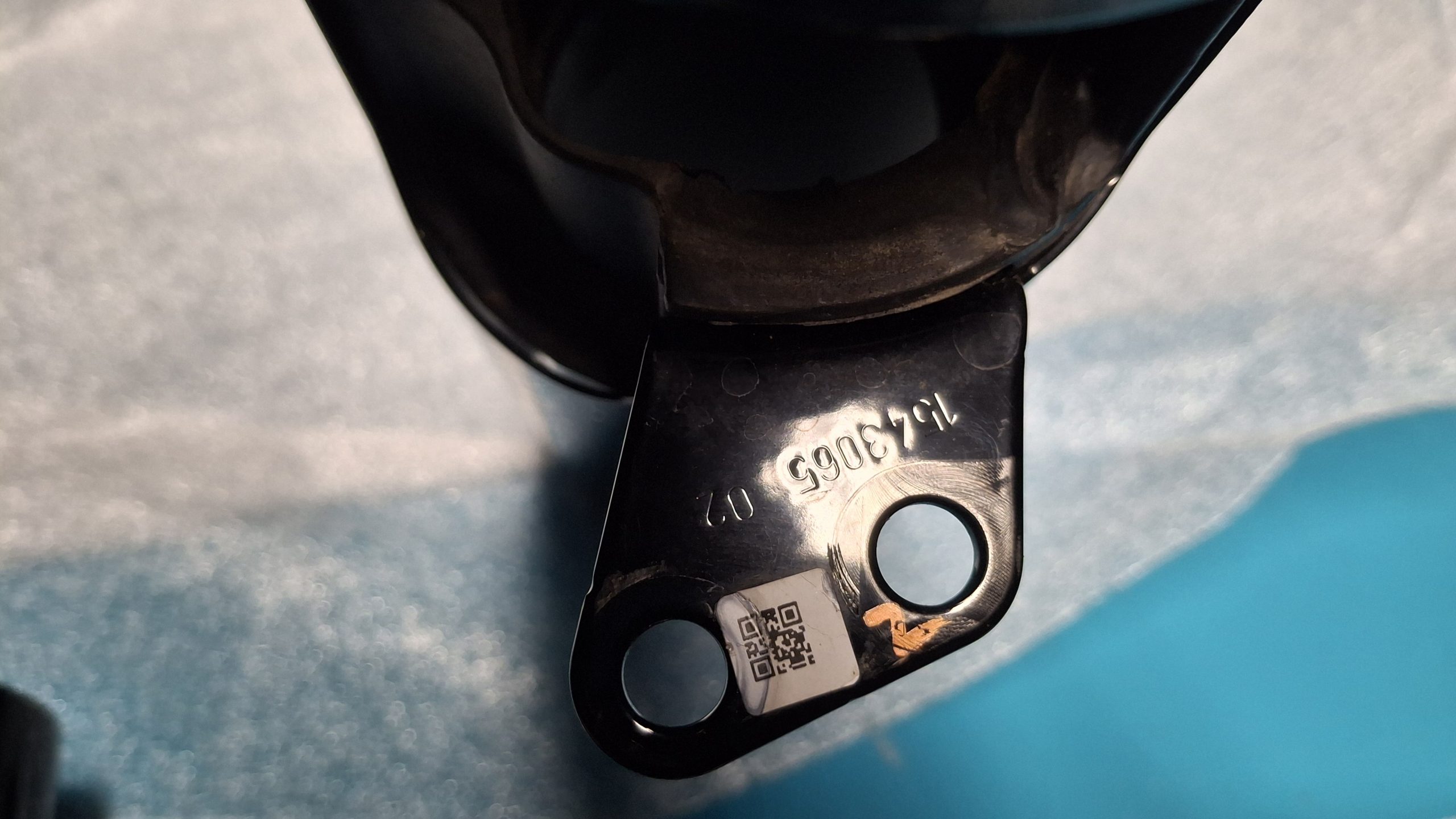 Gabelabdeckung links und rechts 46631543066, 46631543065 – Bild 6