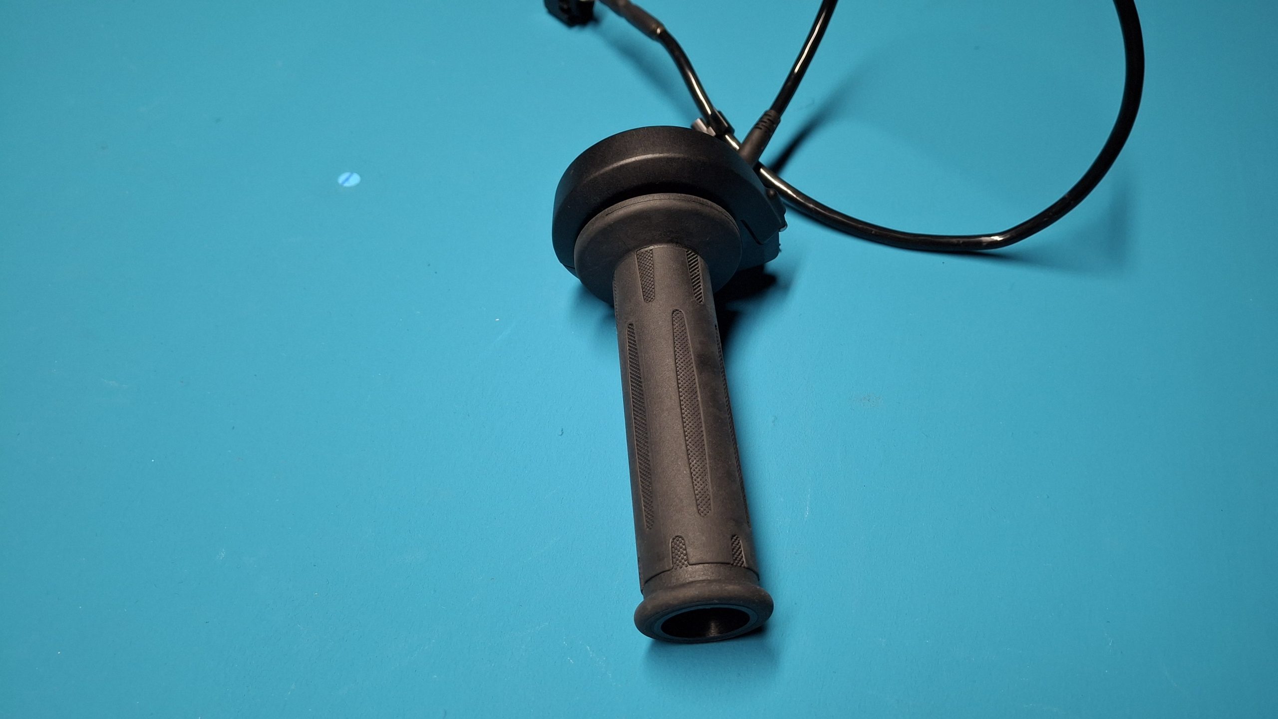 Gasgriff 2024-2025 Original 61317105098 – Bild 2