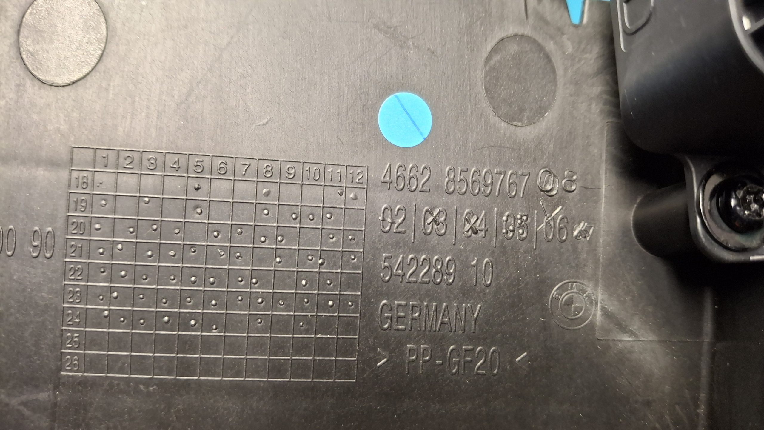 Heckträgerteil hinten Heck Verkleidung unten 2019-2025 Original 46628569767 – Bild 5