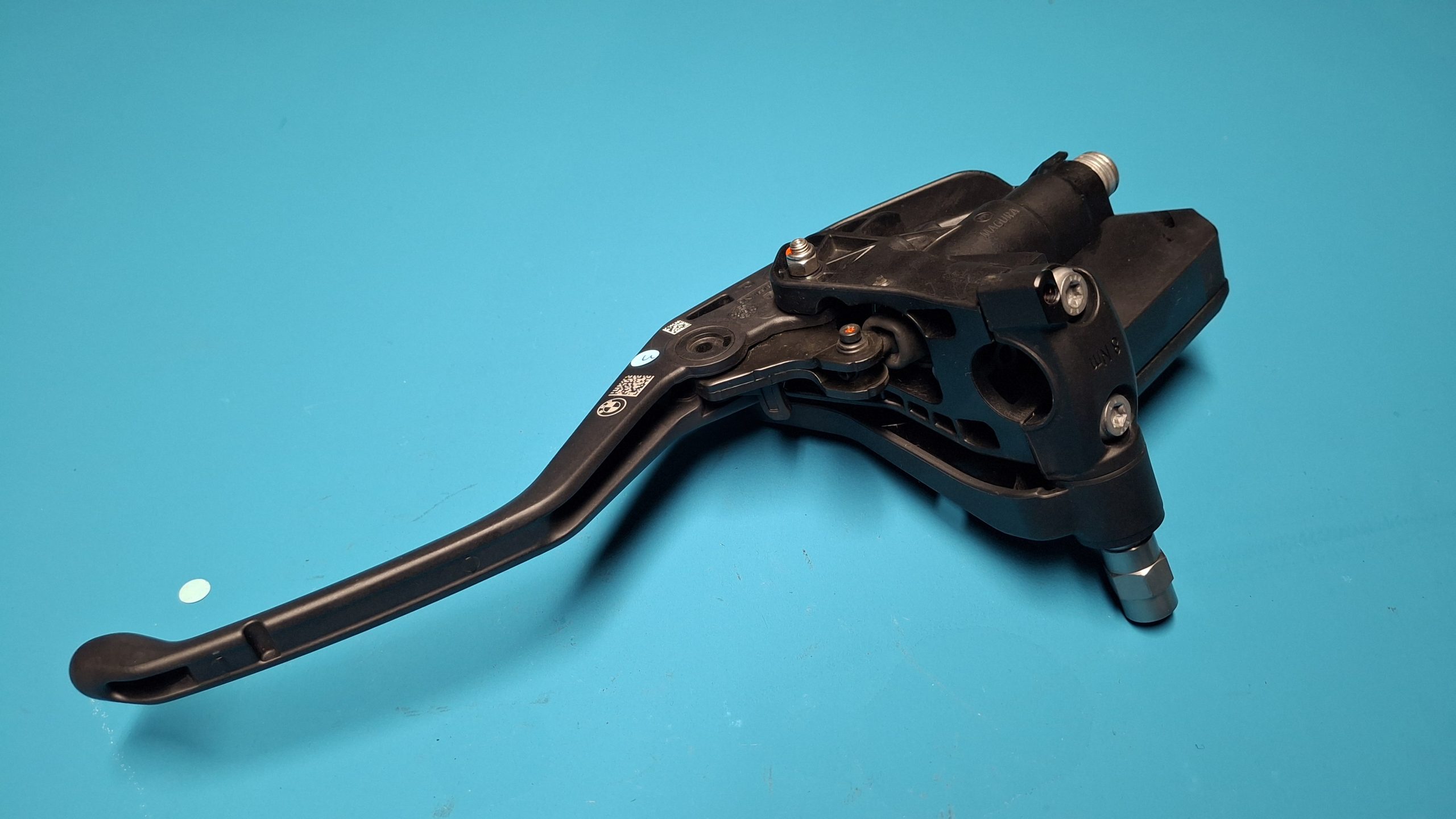 Bremspumpe vorne Handbremsarmatur Original 32721643679 – Bild 4