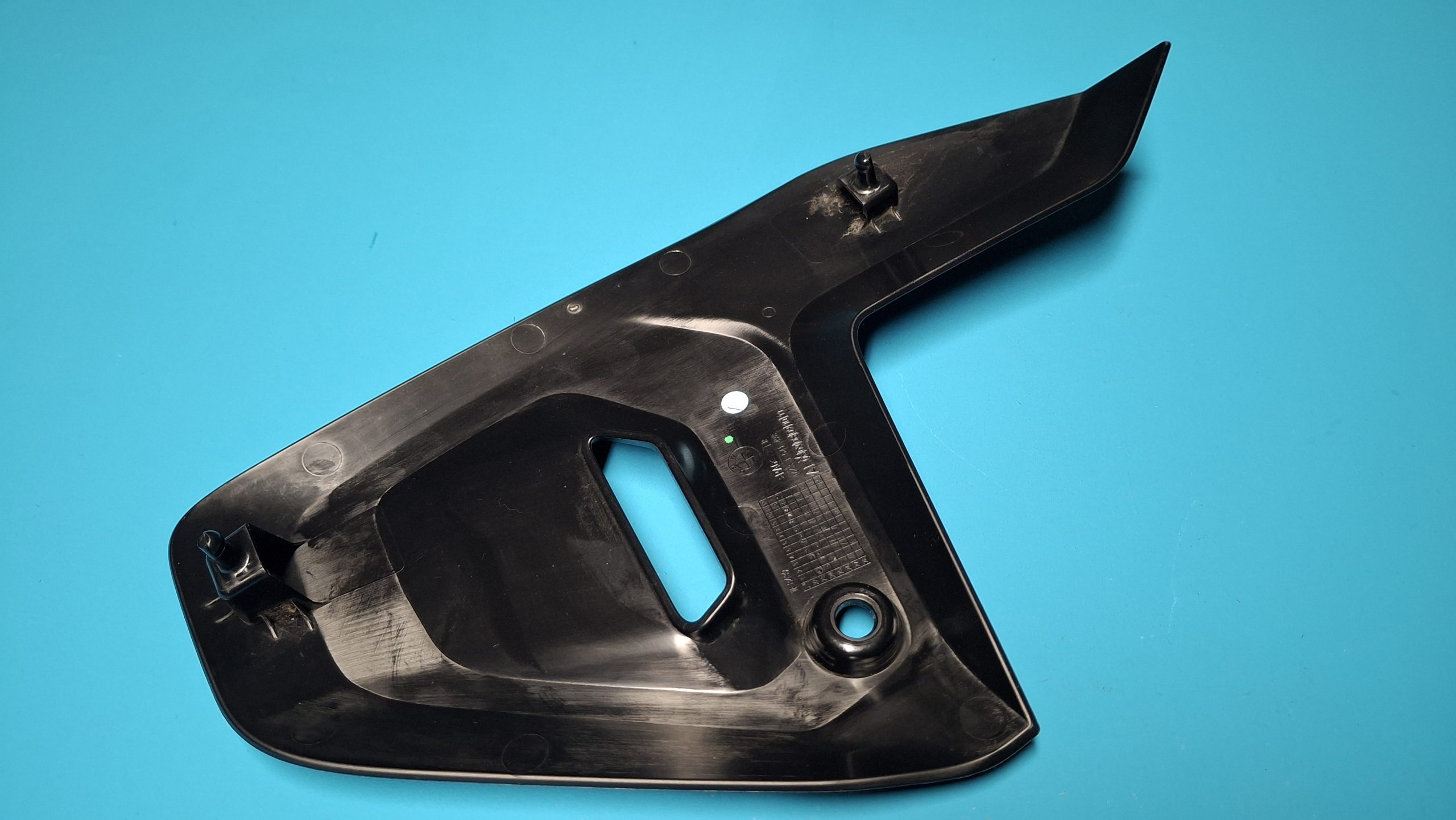 Blende rechts Original 46631541498 – Bild 3