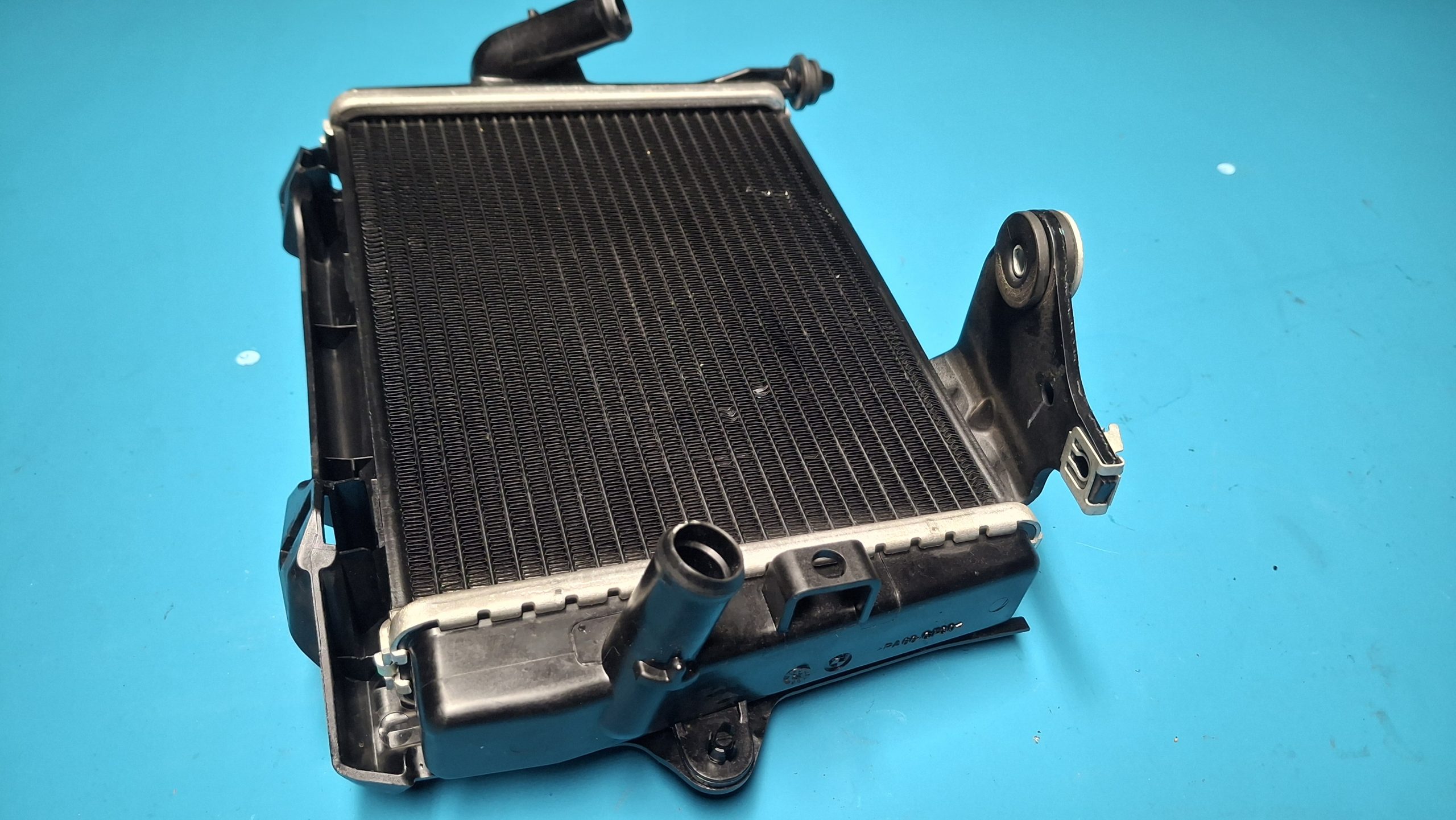 Kühler Wasserkühler Kühlmittelkühler links Original 17111542091 – Bild 4