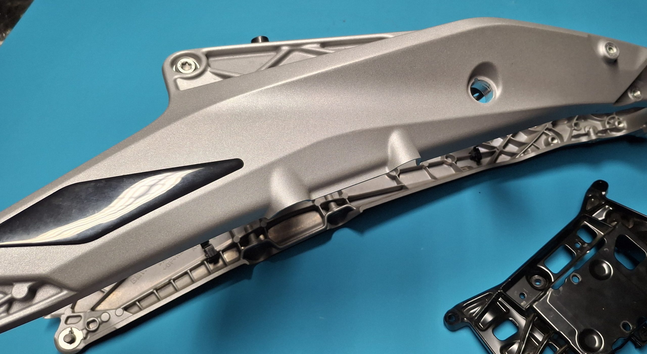 Heckrahmen Original 46717107619, 46717107620 – Bild 6