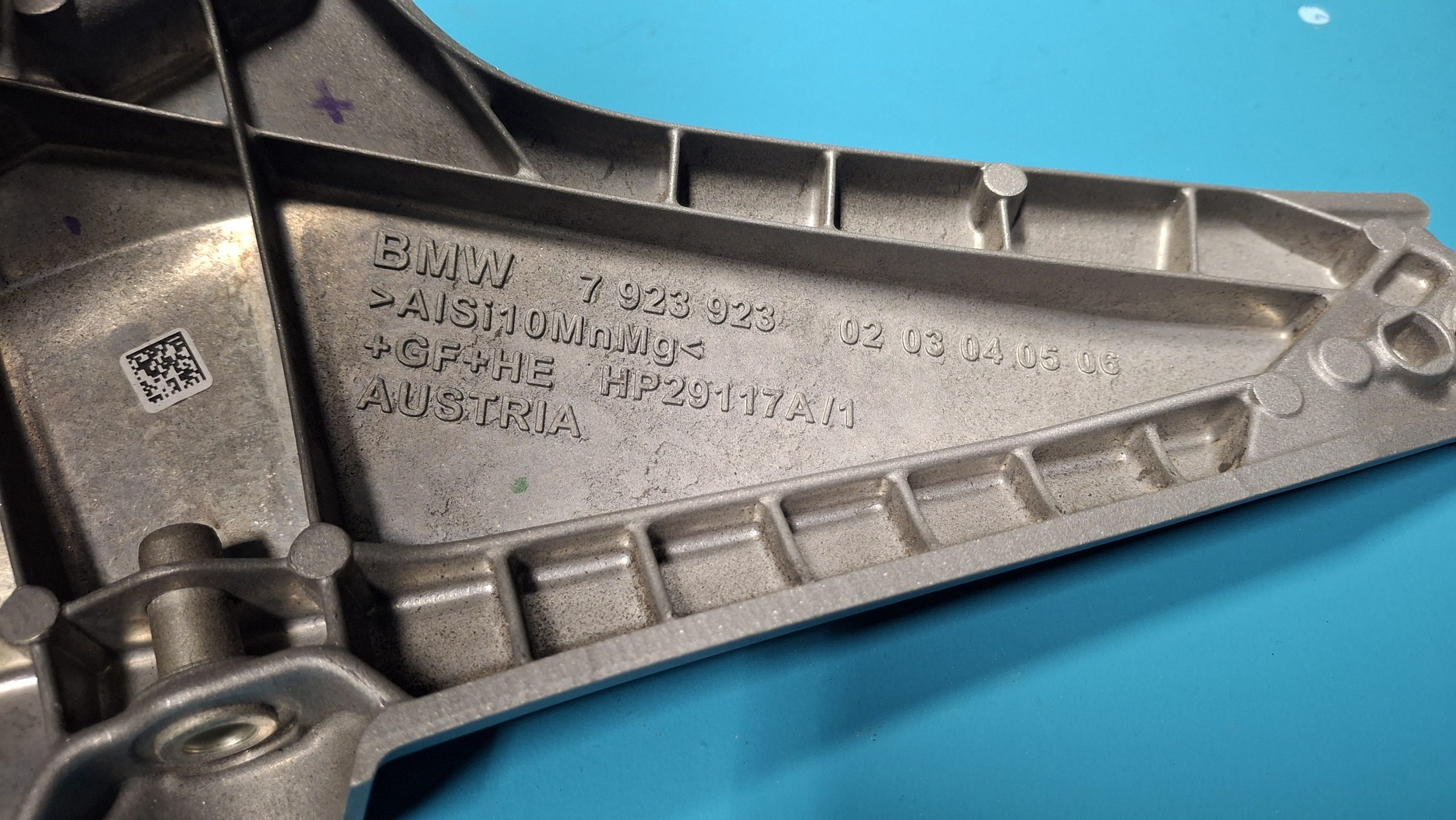 Heckrahmen Original 46717107619, 46717107620 – Bild 7