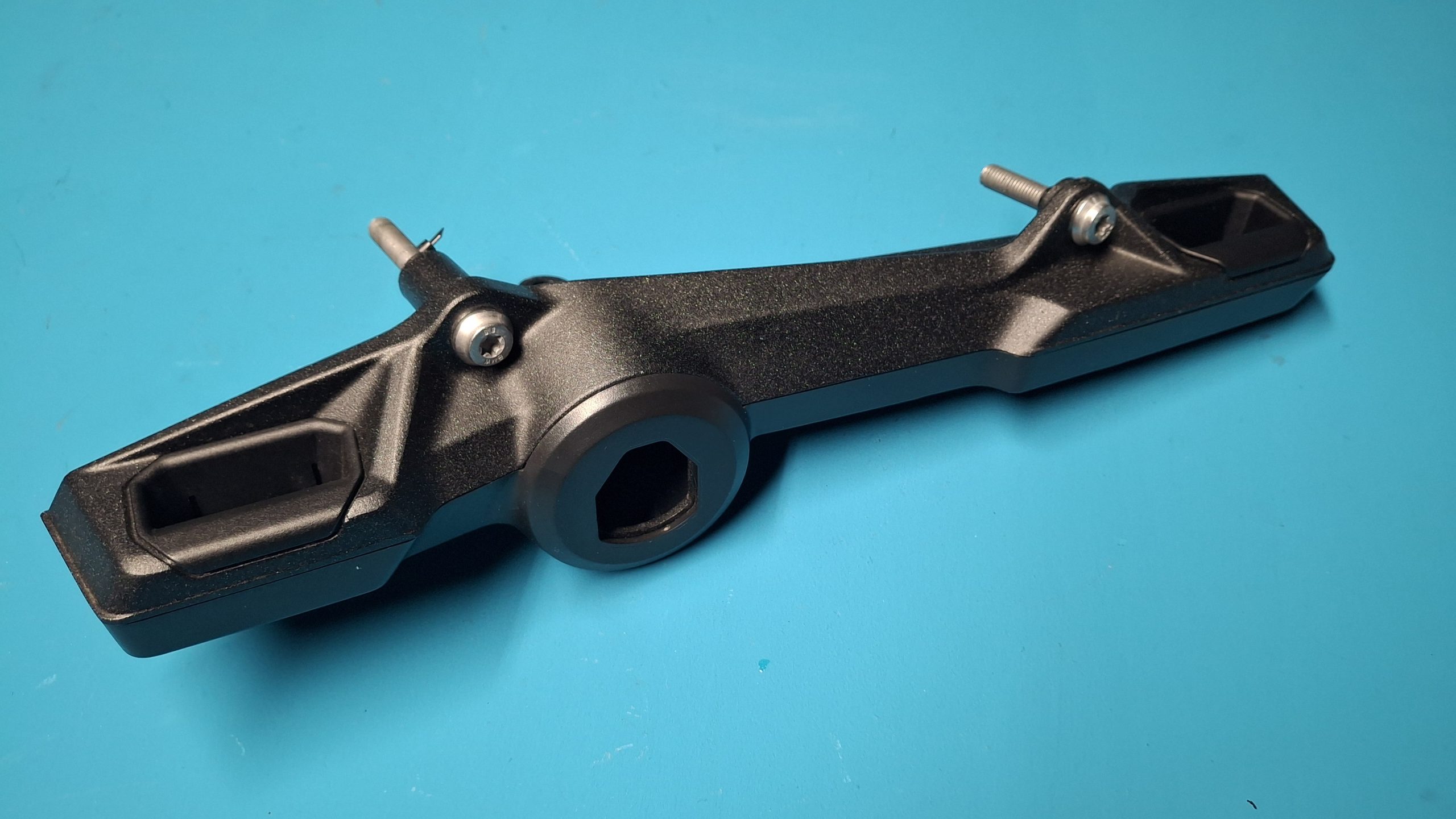 Kofferhalter links 46621541471, 46627105859