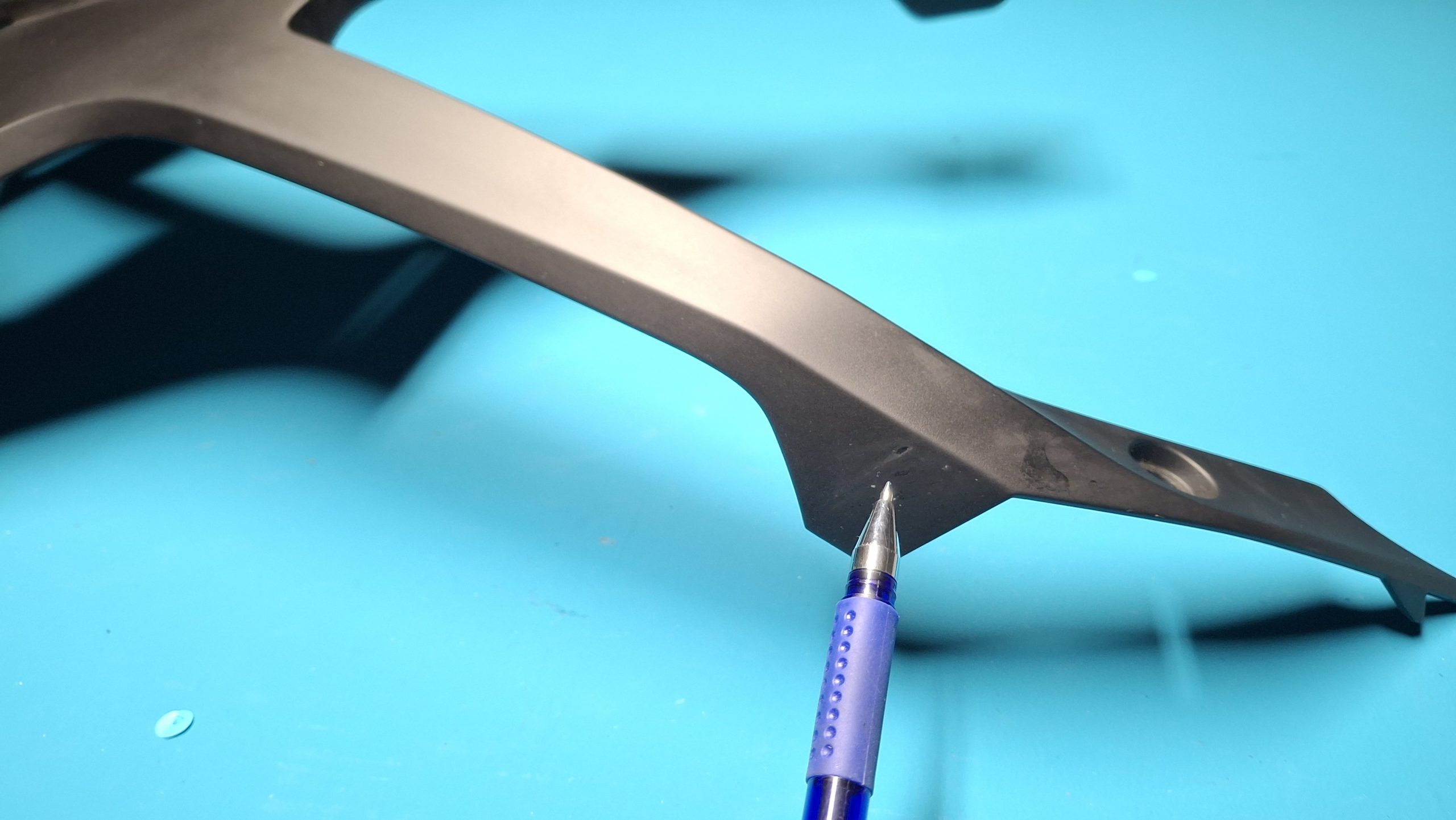 Seitenverkleidung unten rechts Bug Motorspoiler Seitenteil Original 46638569790, 46639467726 – Bild 5