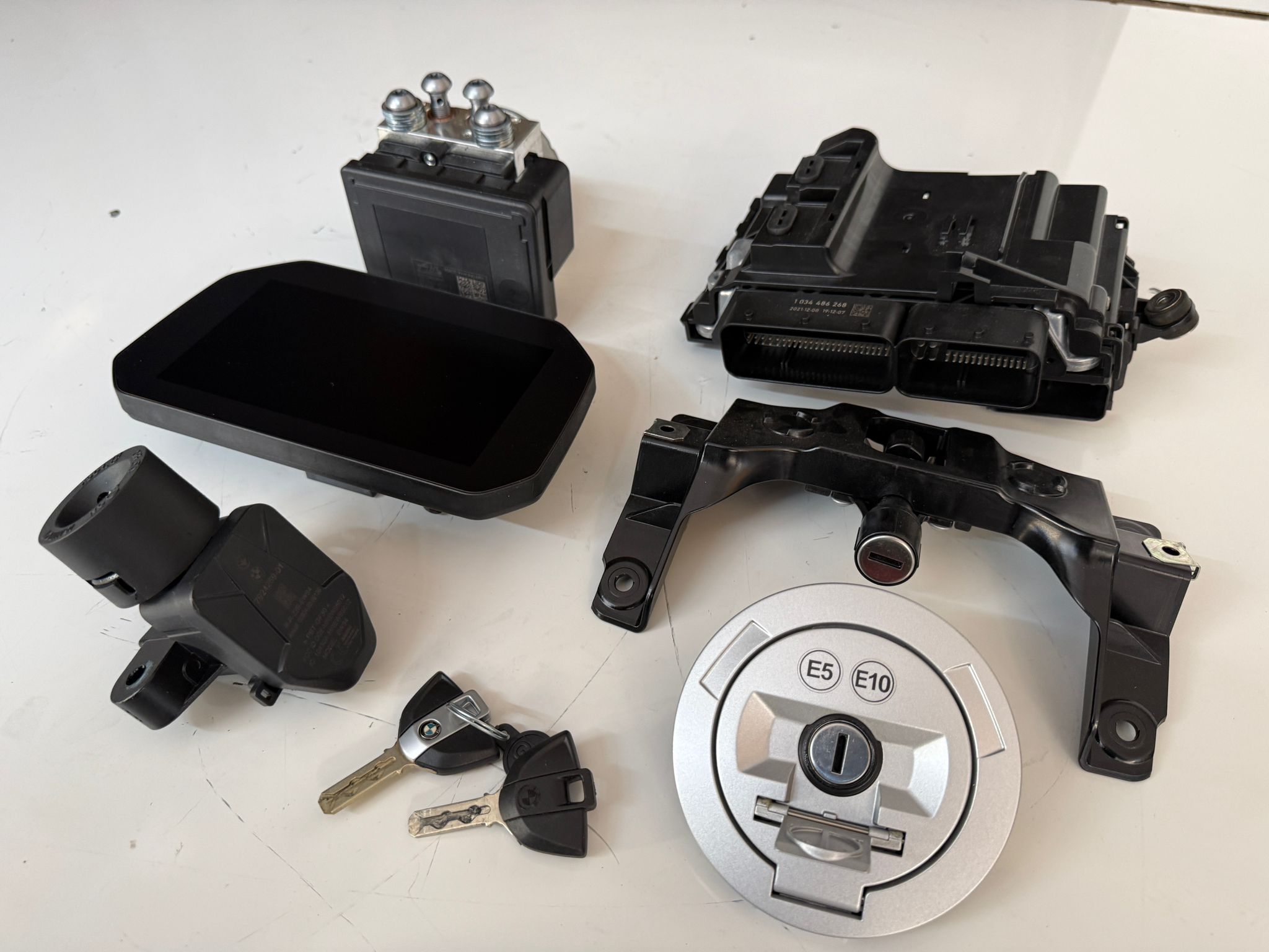 BMW S1000RR K67 Rahmen mit Brief Fahrzeugbrief, Schloßsatz – Bild 10