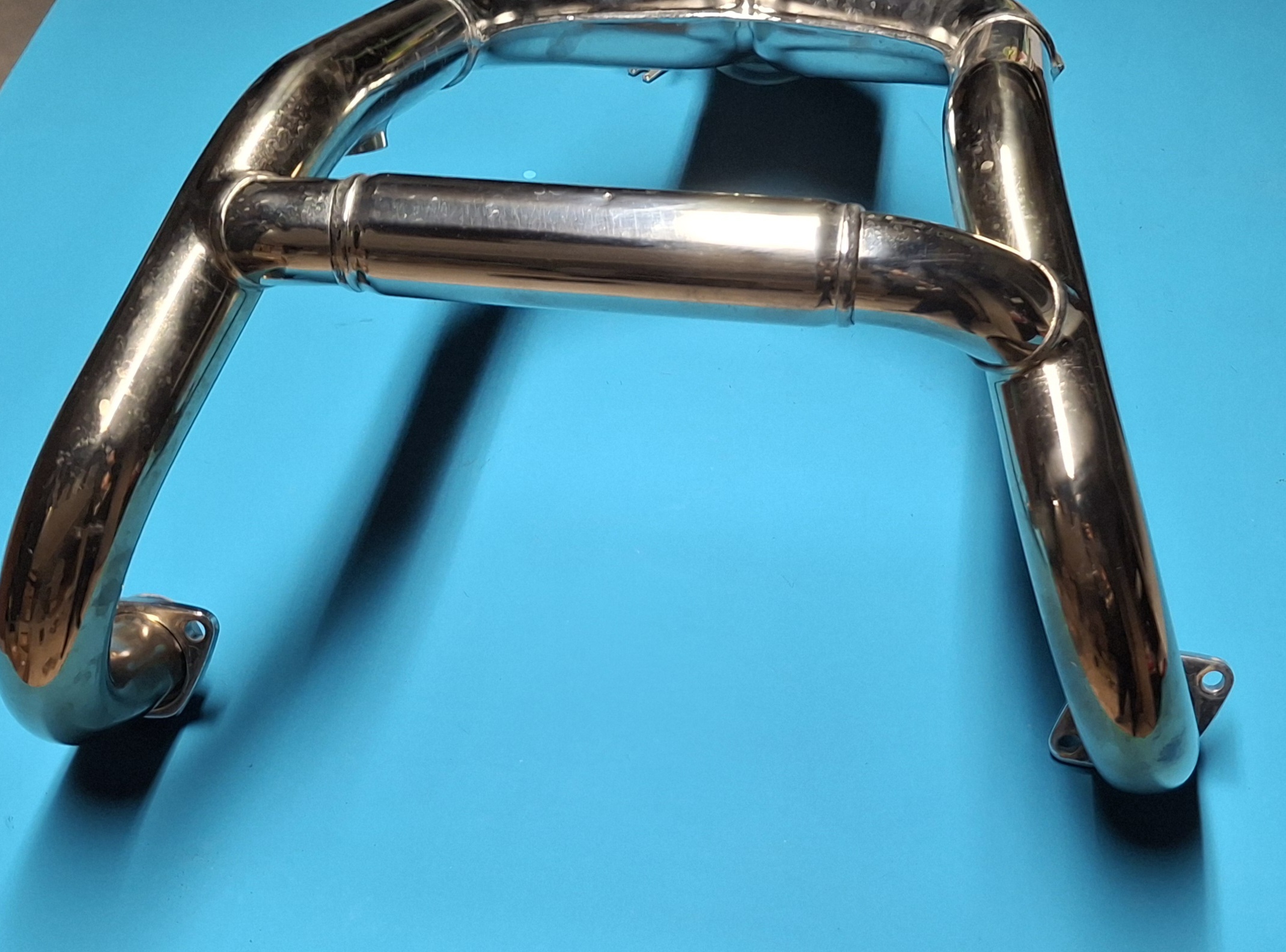 Abgaskrümmer poliert Original 18518561881 – Bild 5