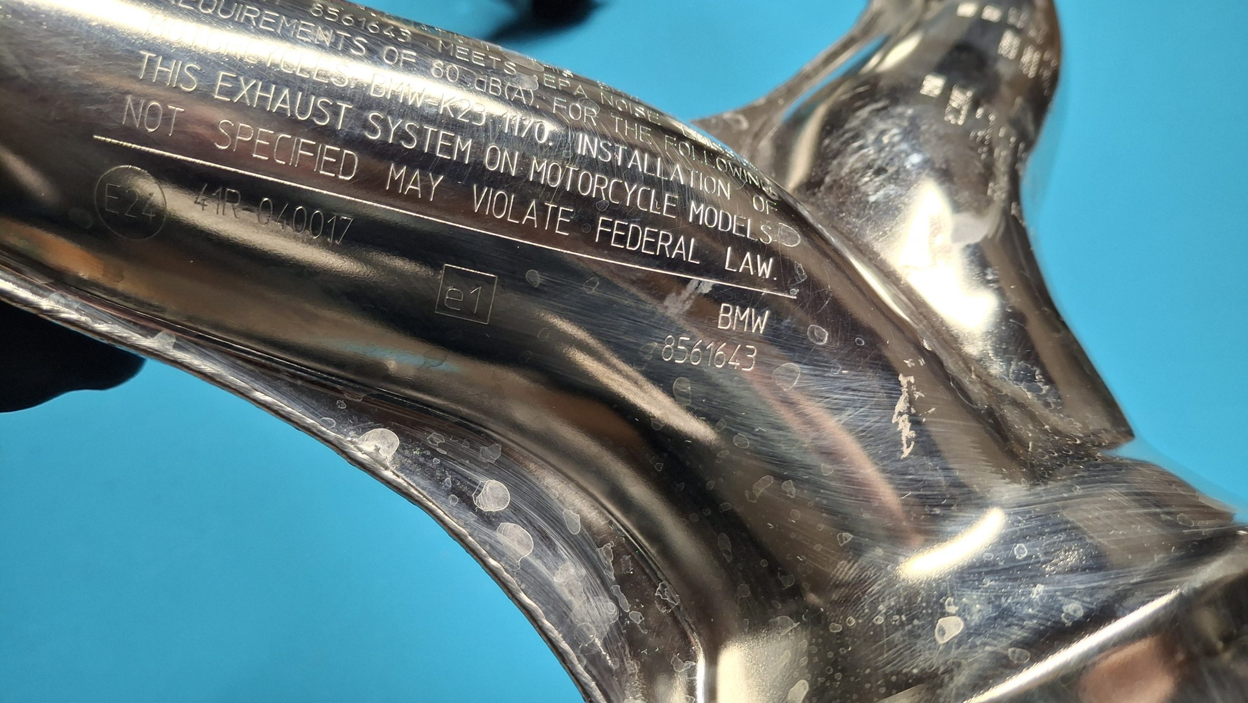 Abgaskrümmer poliert Original 18518561881 – Bild 7