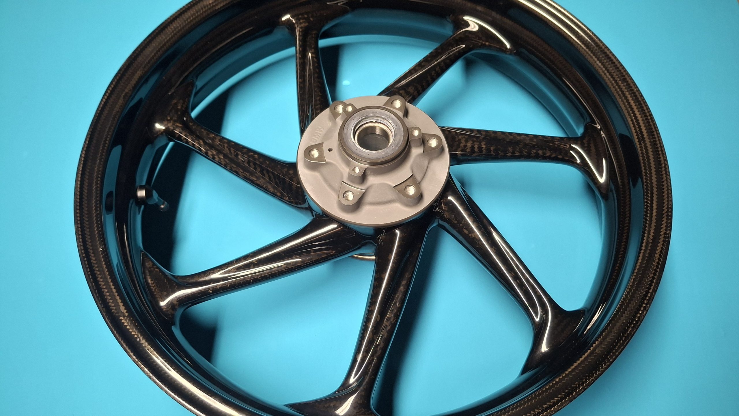 Carbon Felge vorne Vorderrad 2019-2025 Original 36317108158 – Bild 5