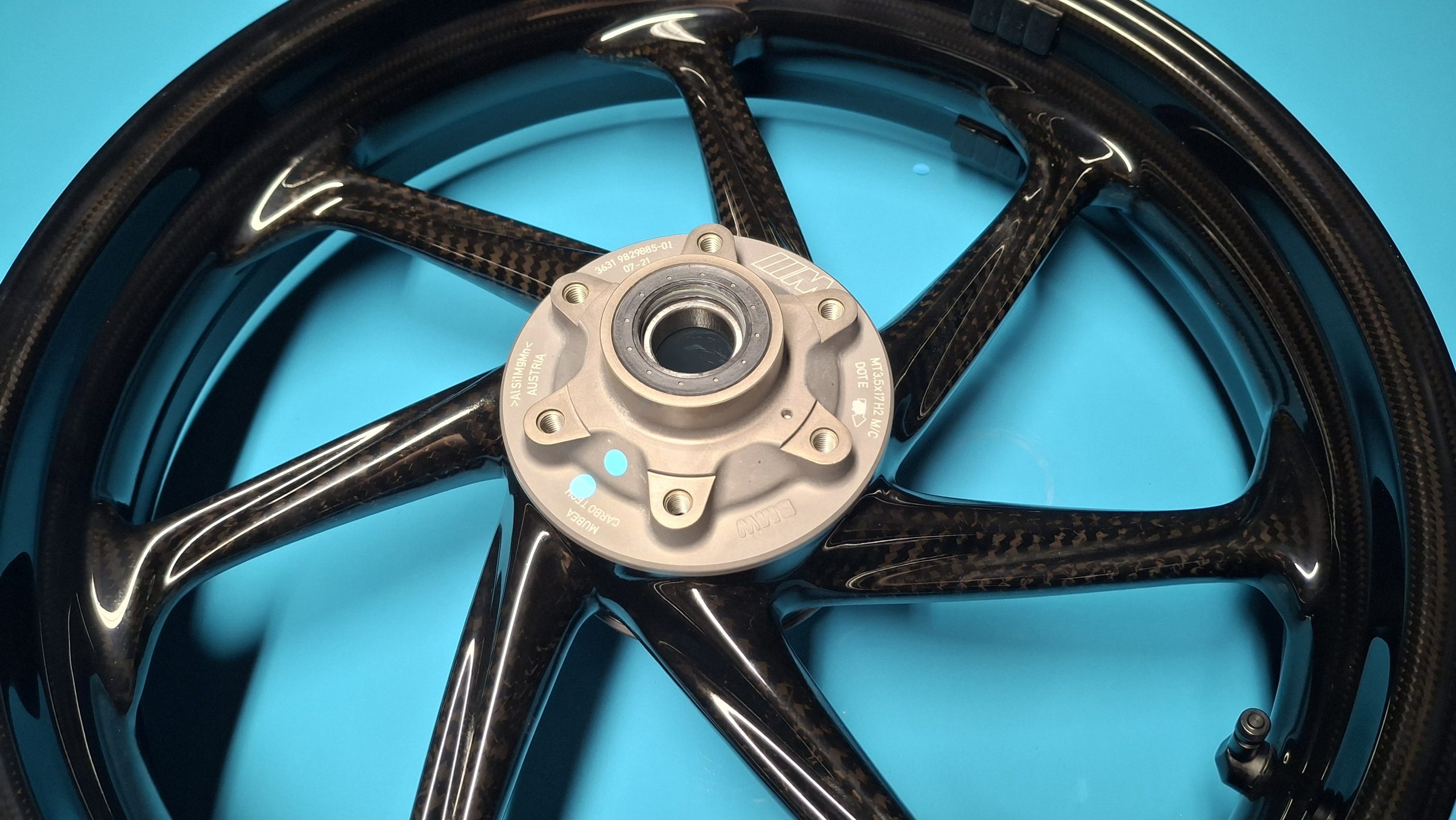 Carbon Felge vorne Vorderrad 2019-2025 Original 36317108158 – Bild 2
