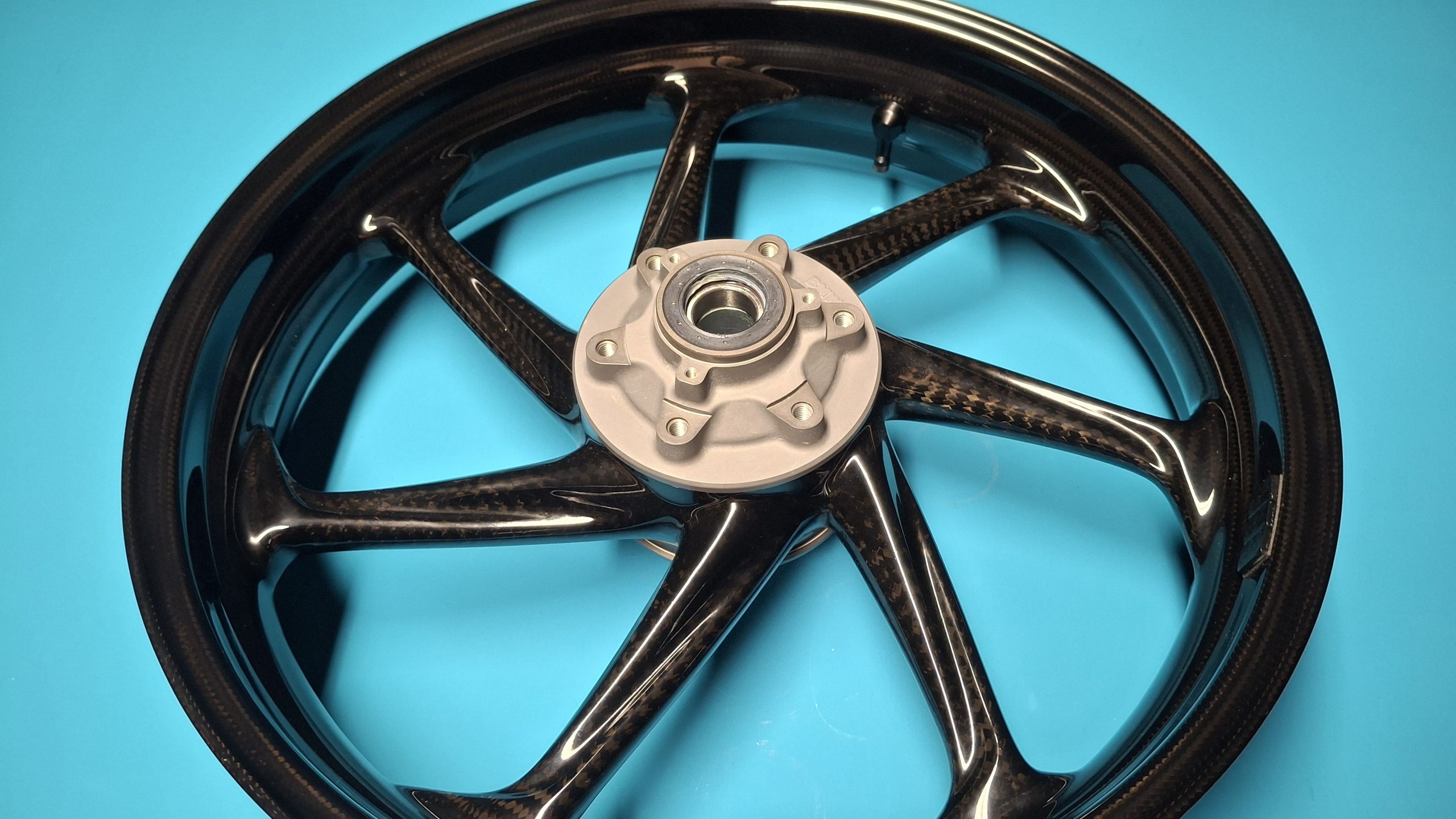 Carbon Felge vorne Vorderrad 2019-2025 Original 36317108158 – Bild 3