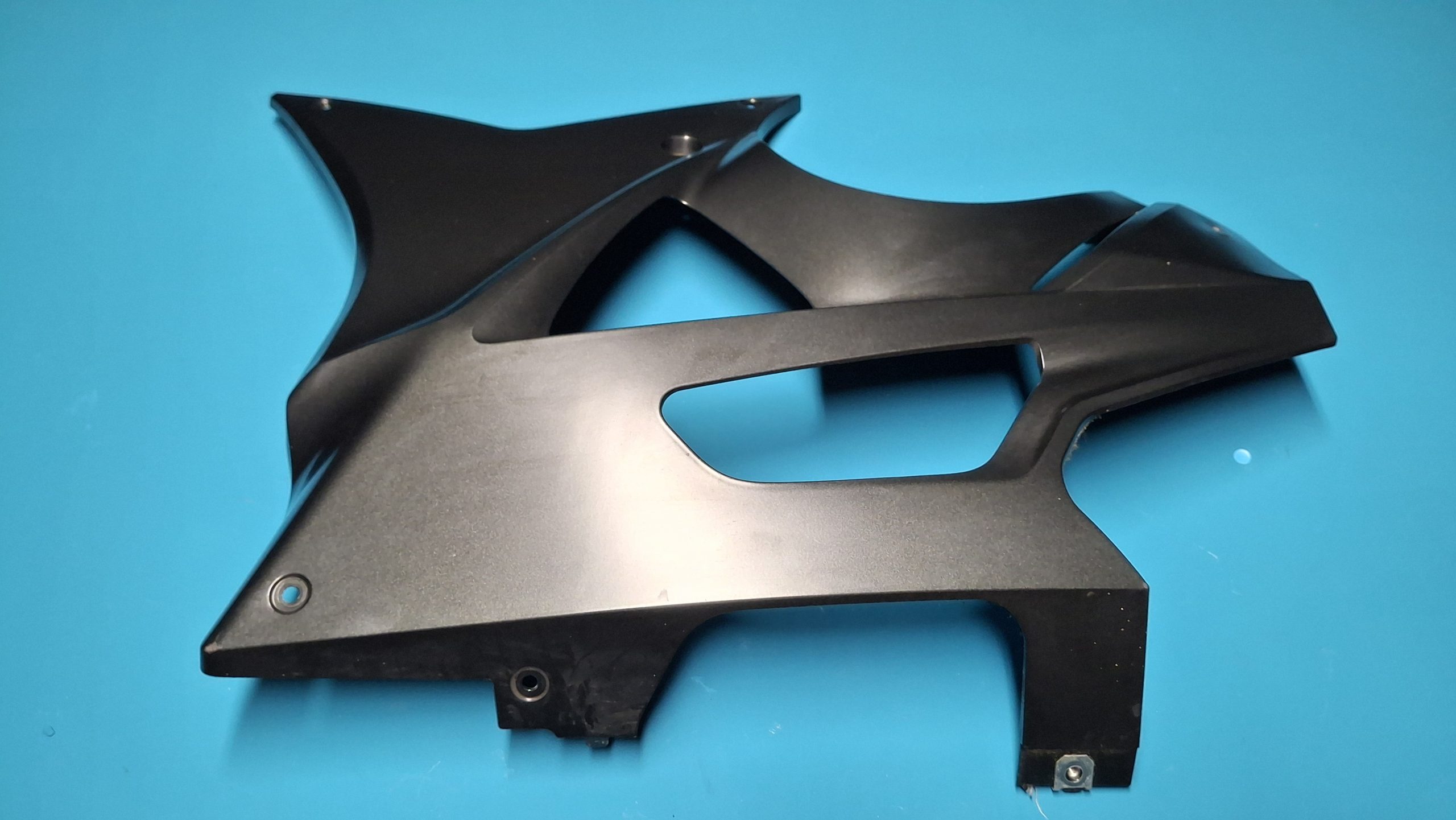 Seitenverkleidung unten links Motorspoiler 2009-2011 Original 46637715923