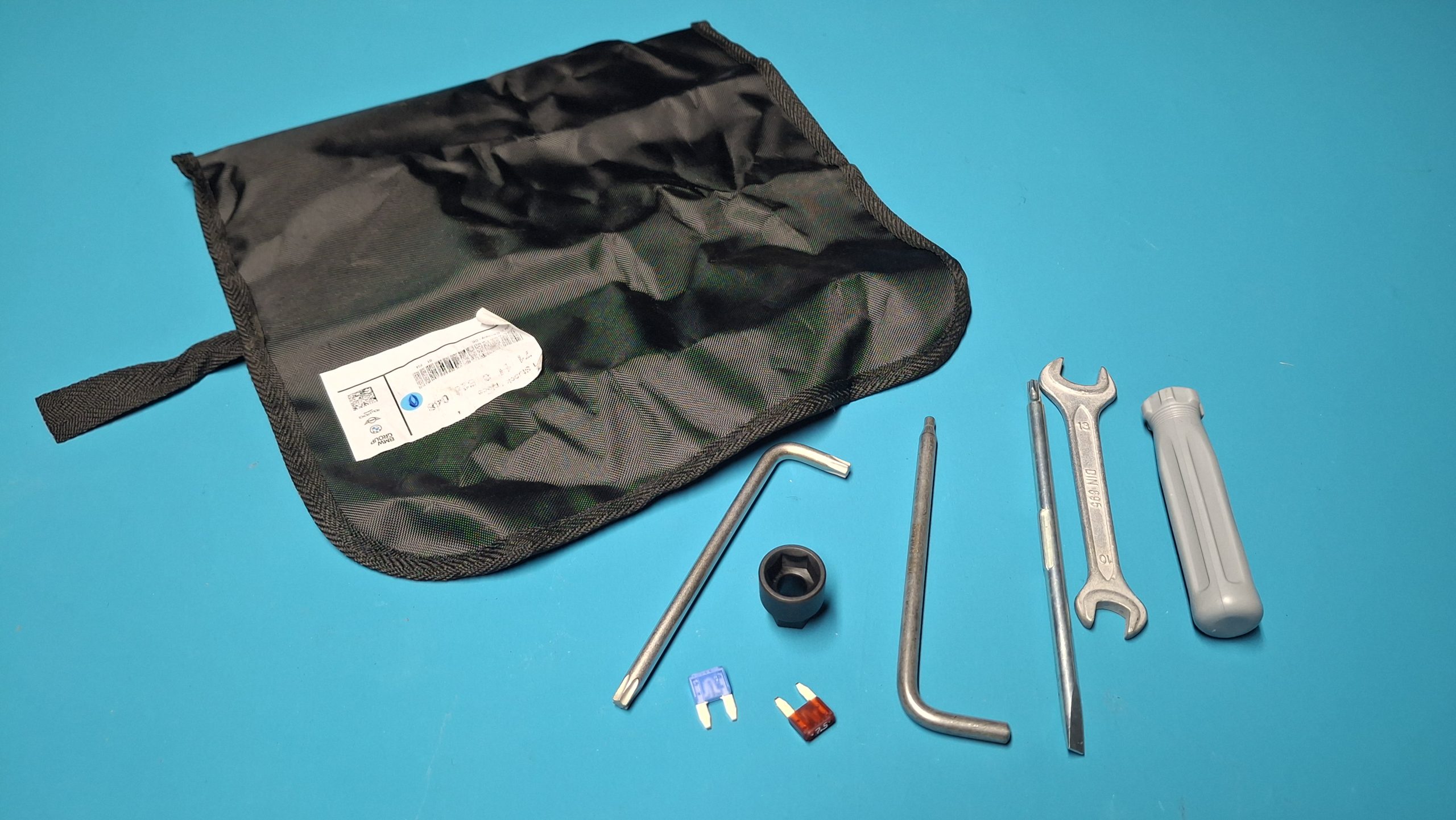 Werkzeugtasche Bordwerkzeug Werkzeug 2019-2026 Original