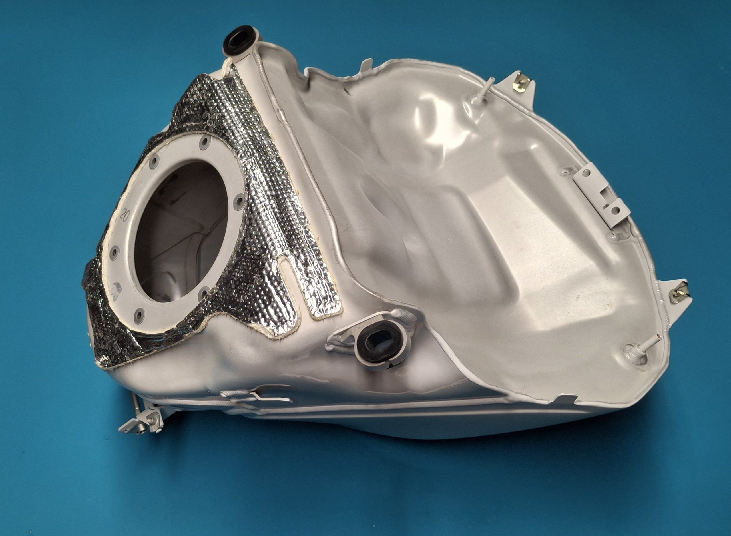 Tank Kraftstoffbehälter 2019-2025 Original 16119467748 – Bild 6