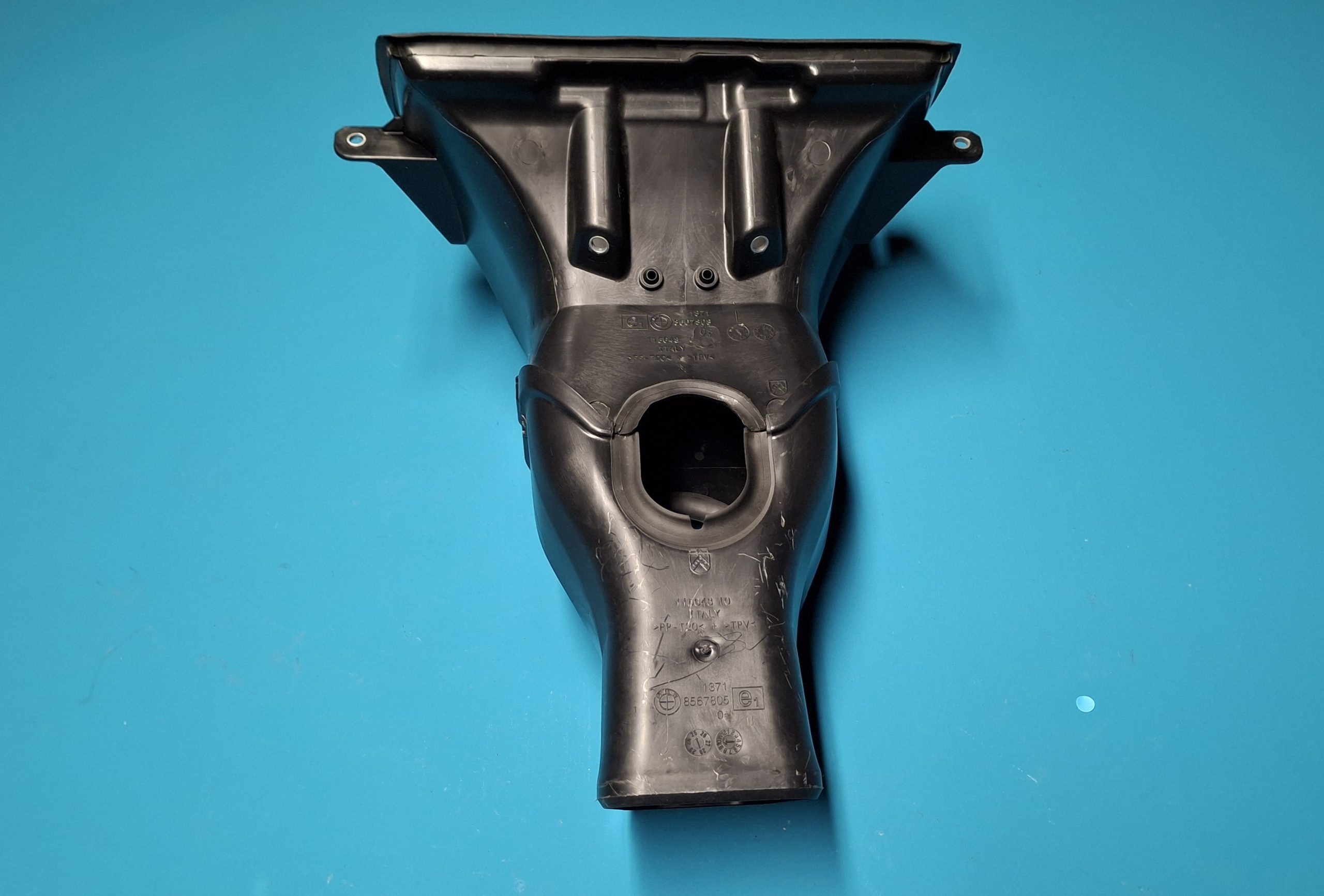 Luftführung Ramair Airbox Original 13718567803, 13718567805 – Bild 2