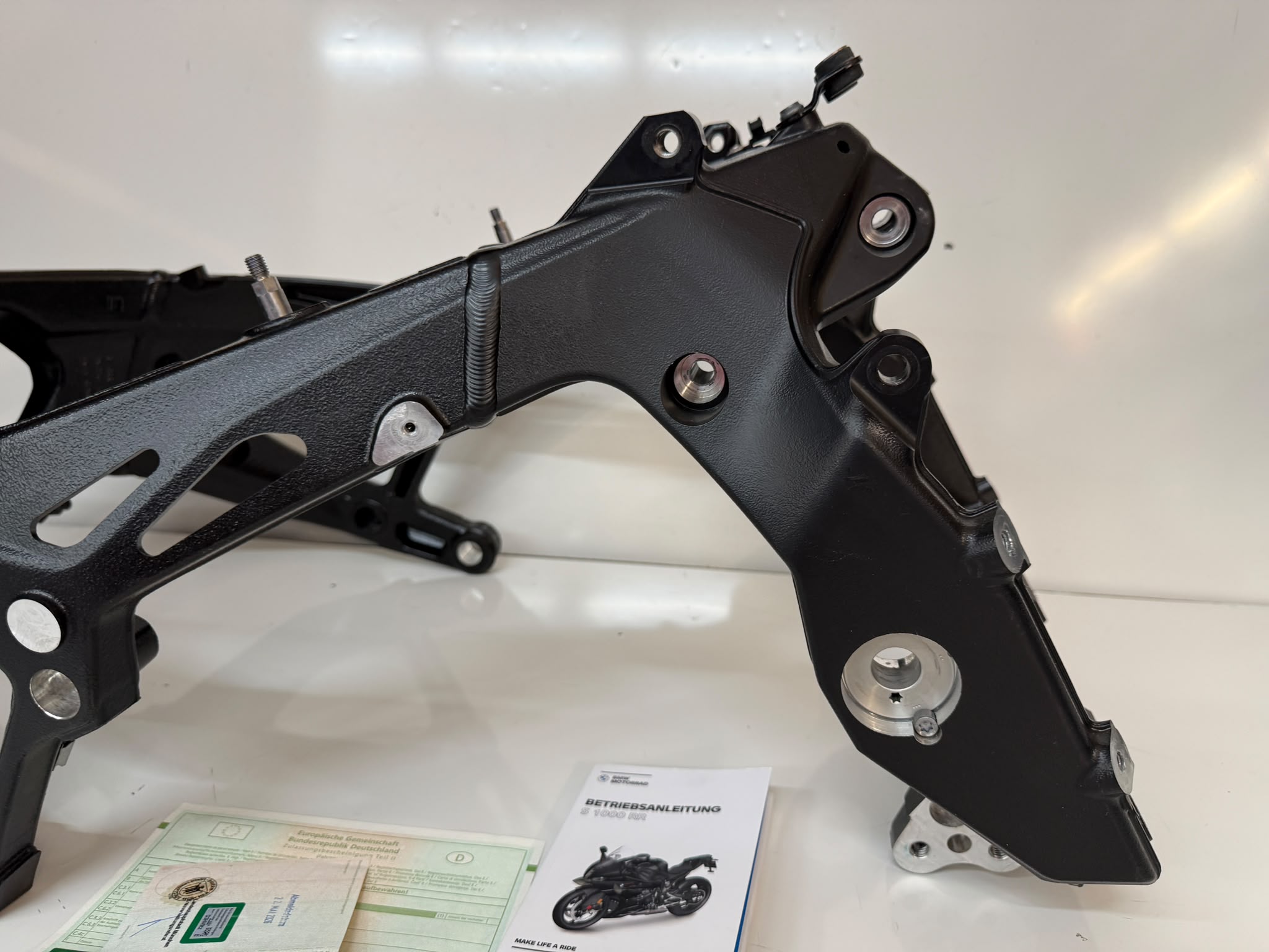 BMW S1000RR K67 Rahmen mit Brief Fahrzeugbrief, Schloßsatz – Bild 5