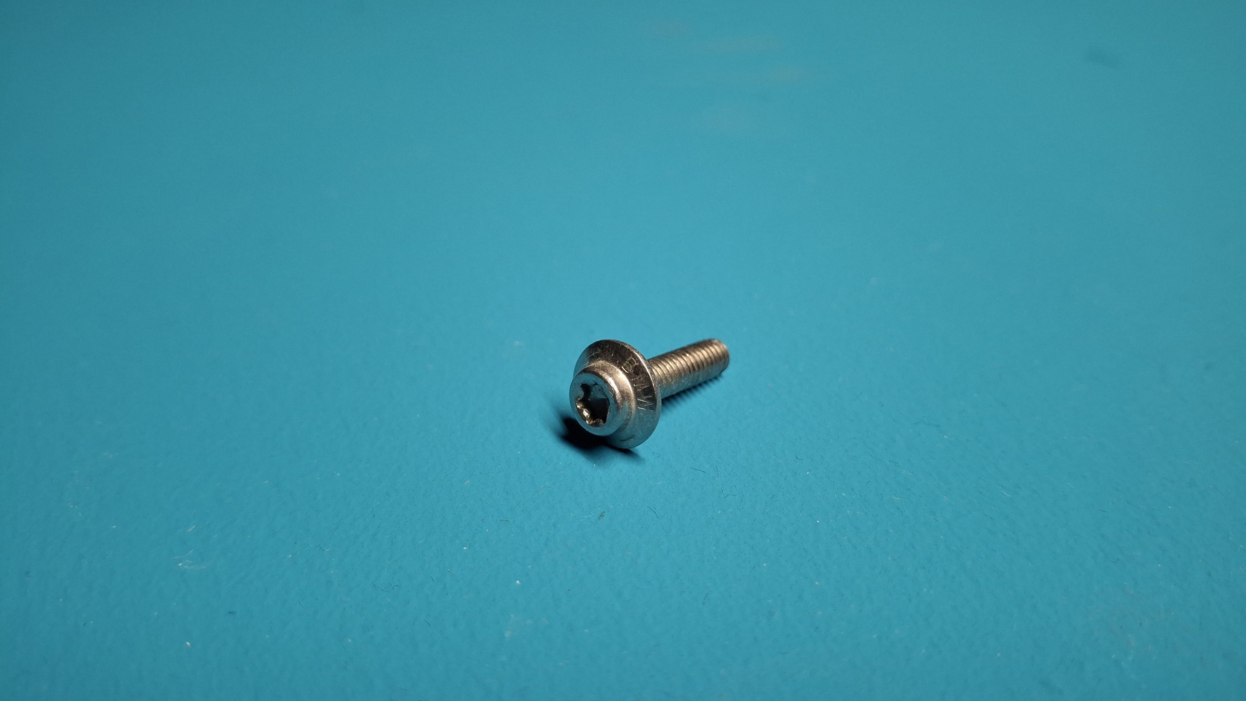 Schraube Karosserieschraube ohne Bund M4X16-A2-70 Original 46638534941